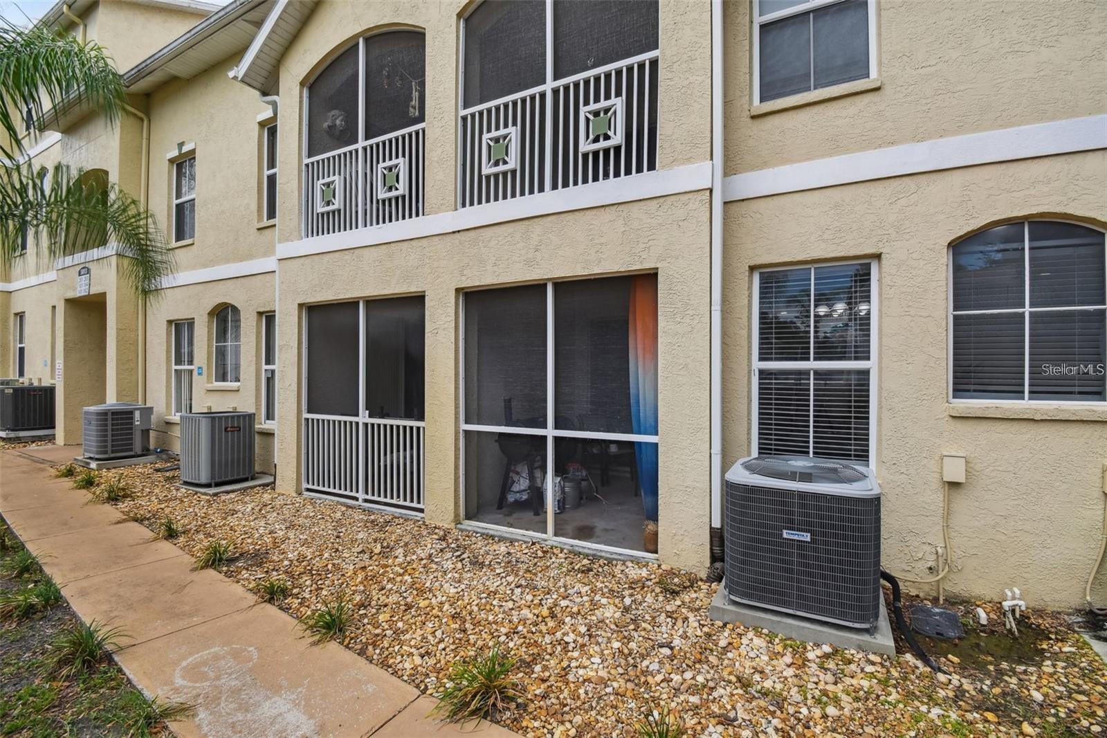 5052 SUNRIDGE PALMS DR #104, TAMPA, FL, 33617