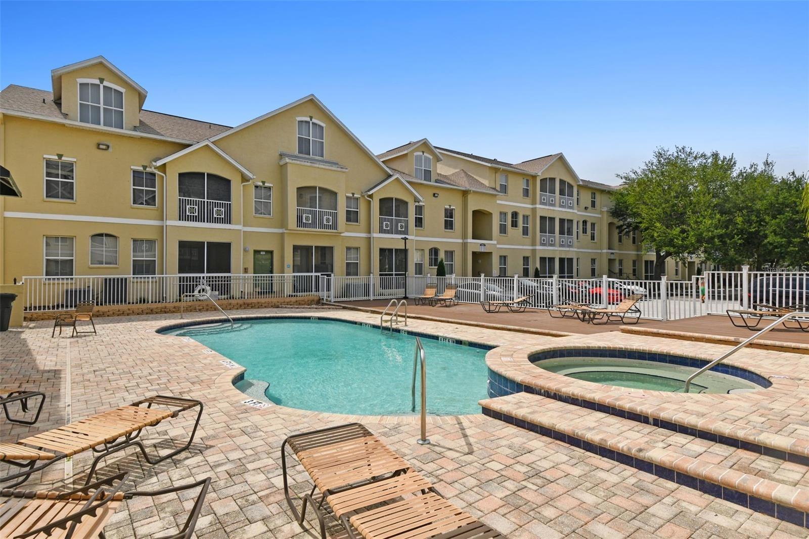 5052 SUNRIDGE PALMS DR #104, TAMPA, FL, 33617