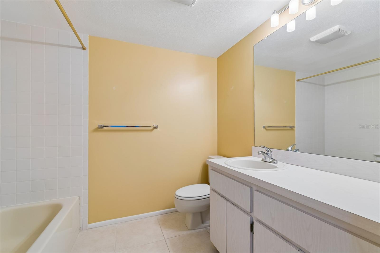 2150 SHELLY DR #B, PALM HARBOR, FL, 34684