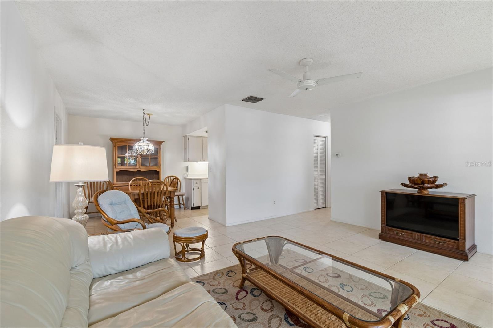 2150 SHELLY DR #B, PALM HARBOR, FL, 34684