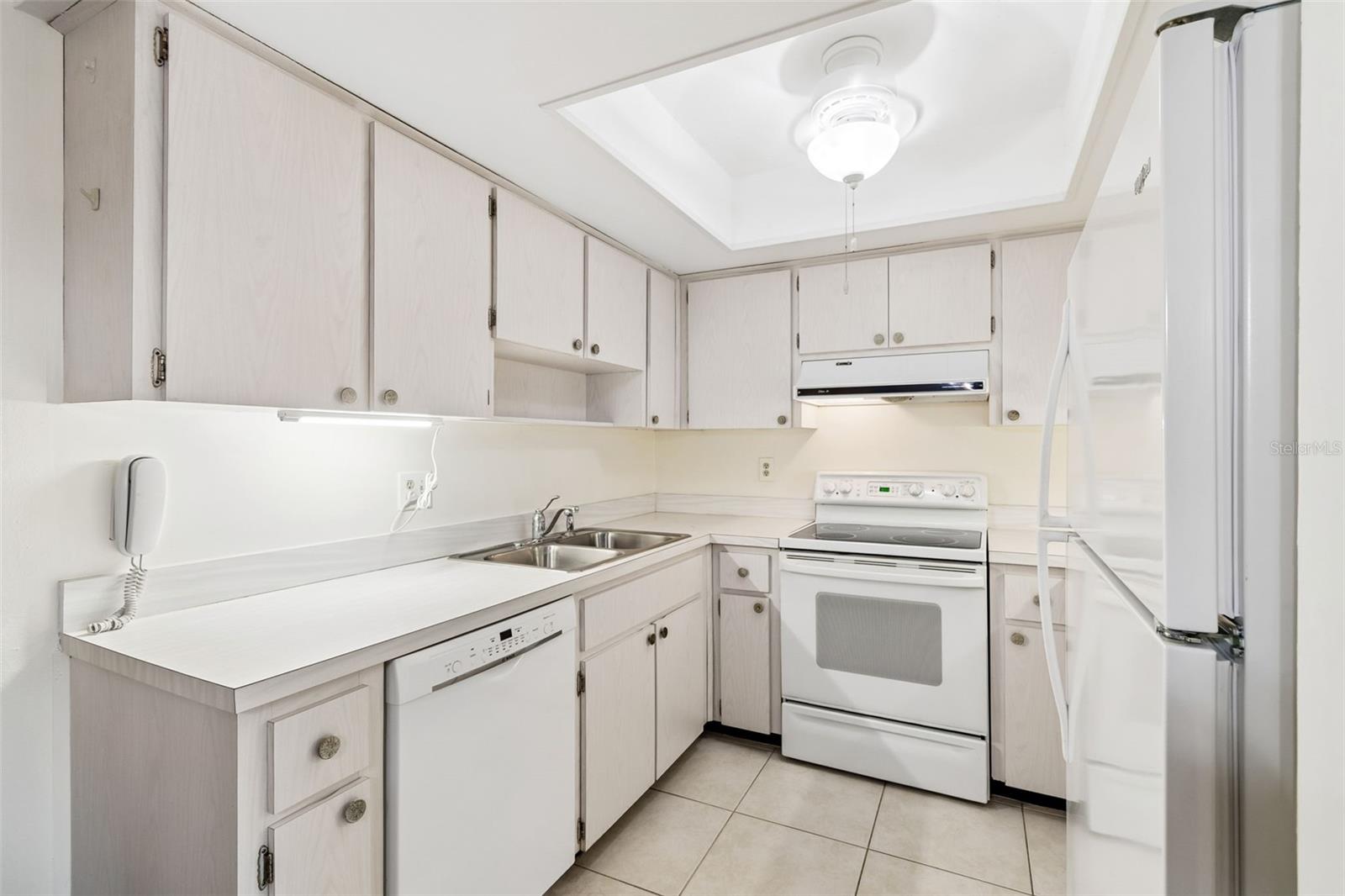 2150 SHELLY DR #B, PALM HARBOR, FL, 34684