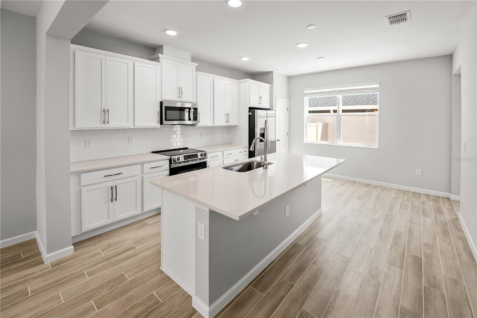 1367 MOUNT ROYAL DR, ST CLOUD, FL, 34771