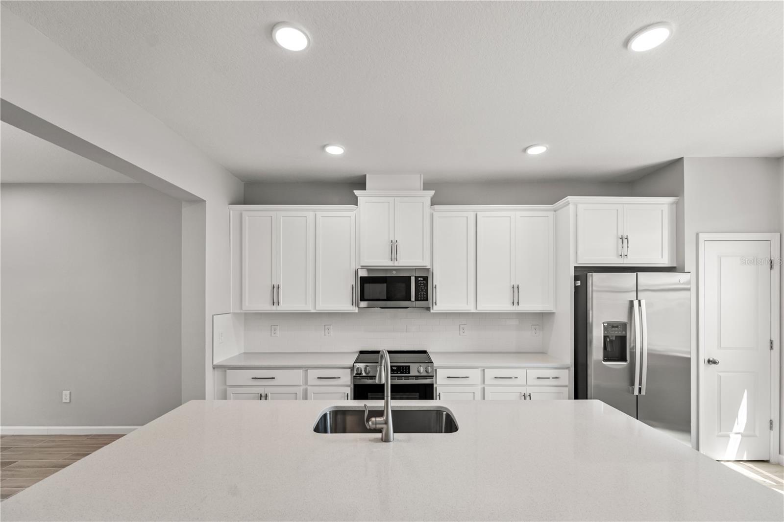 1367 MOUNT ROYAL DR, ST CLOUD, FL, 34771