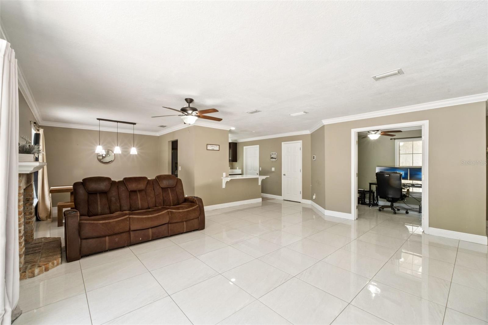 1537 S SPRING GARDEN AVE, DELAND, FL, 32720