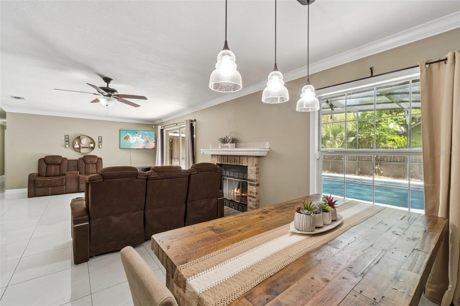 1537 S SPRING GARDEN AVE, DELAND, FL, 32720