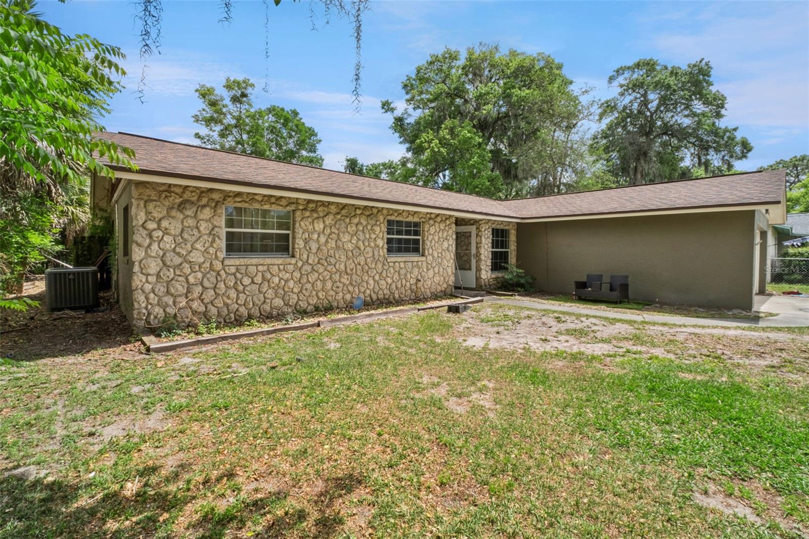 1537 S SPRING GARDEN AVE, DELAND, FL, 32720