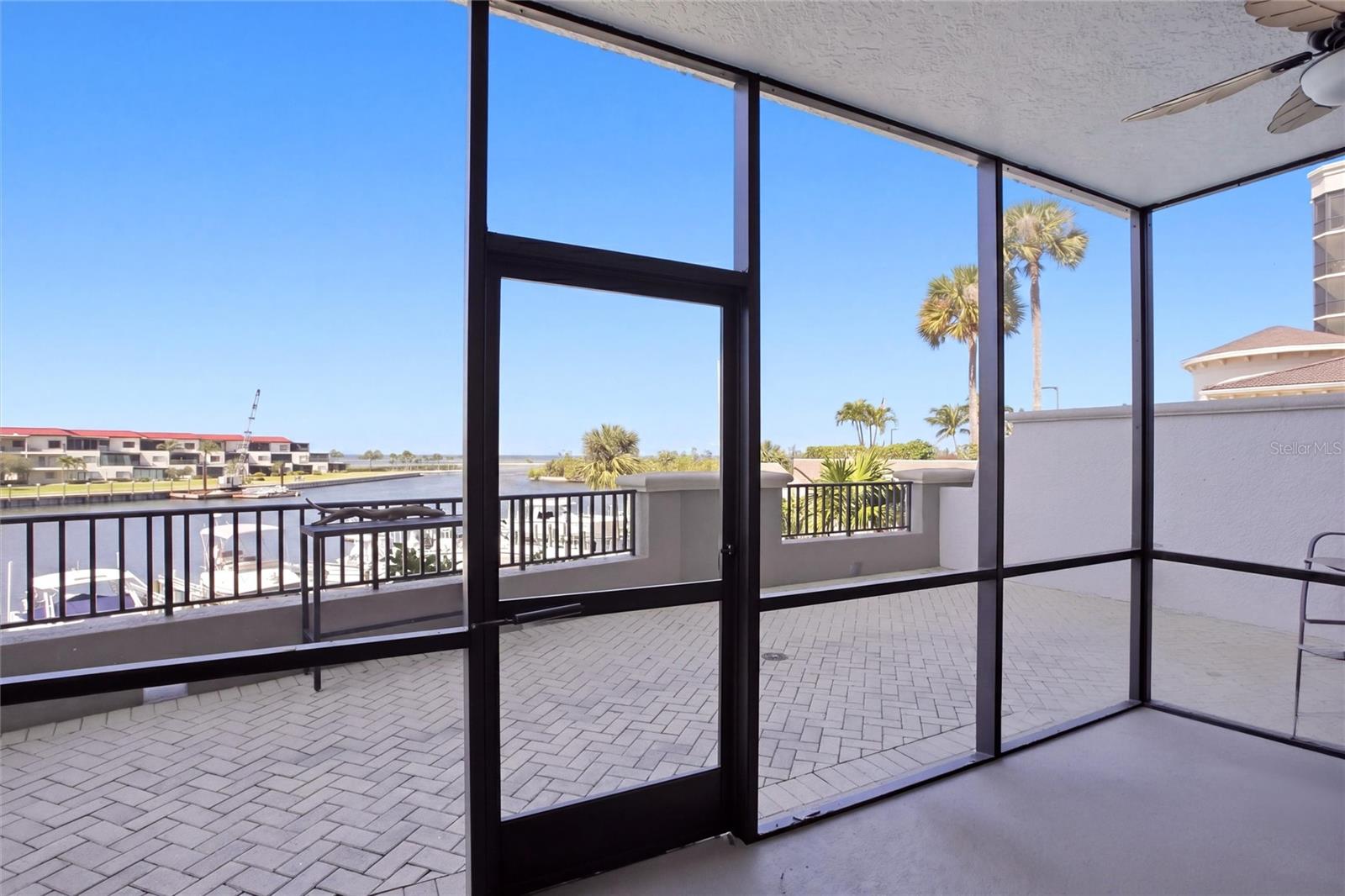 3313 SUNSET KEY CIR #105, PUNTA GORDA, FL, 33955