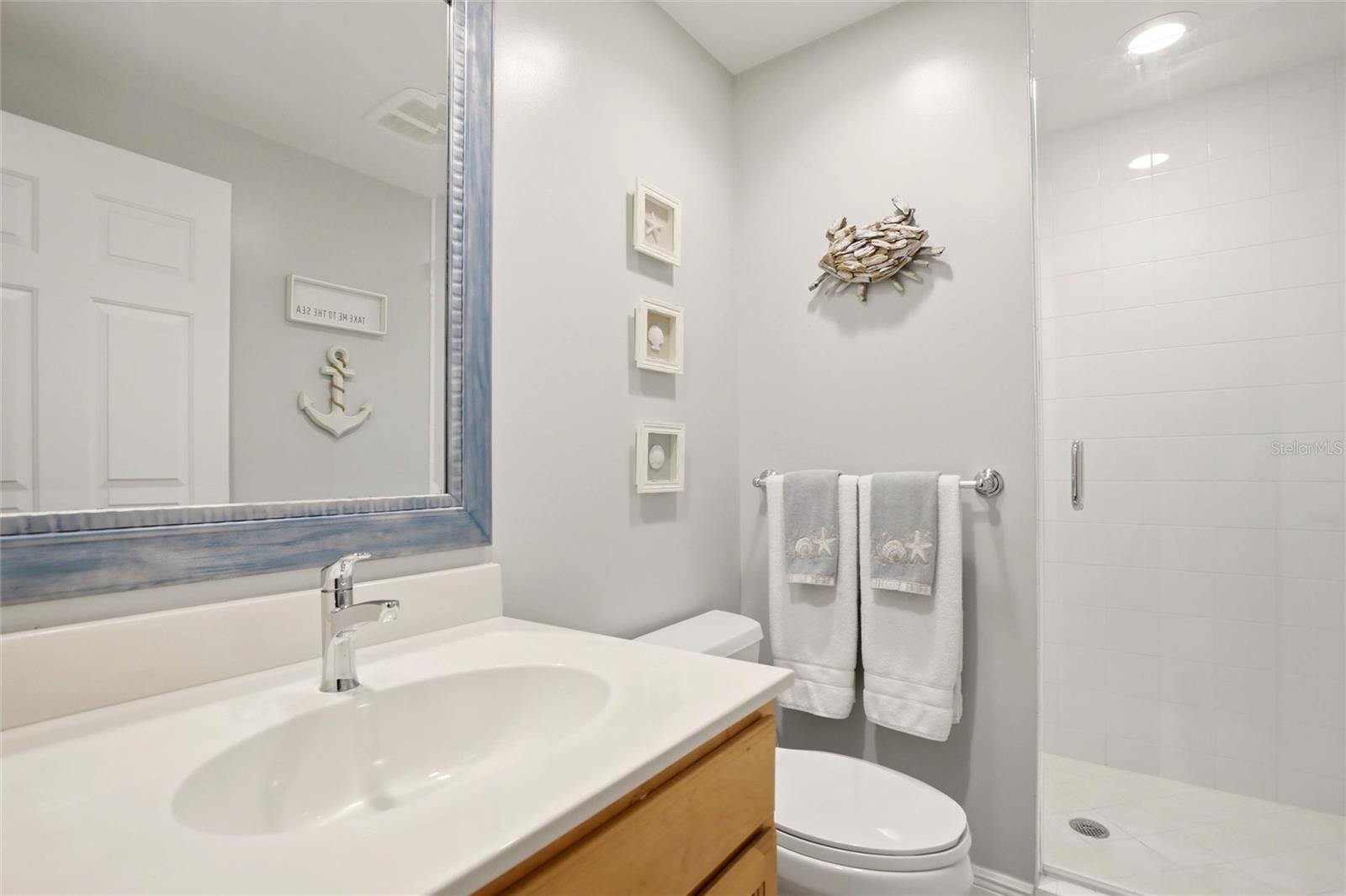 3313 SUNSET KEY CIR #105, PUNTA GORDA, FL, 33955