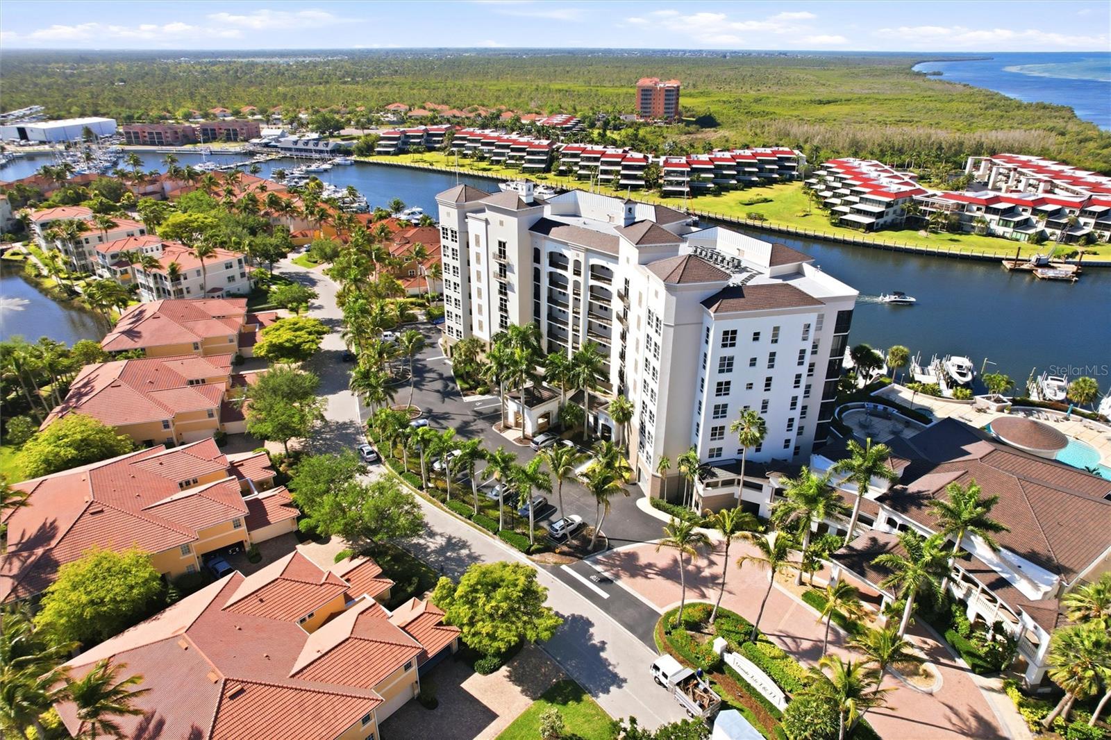 3313 SUNSET KEY CIR #105, PUNTA GORDA, FL, 33955