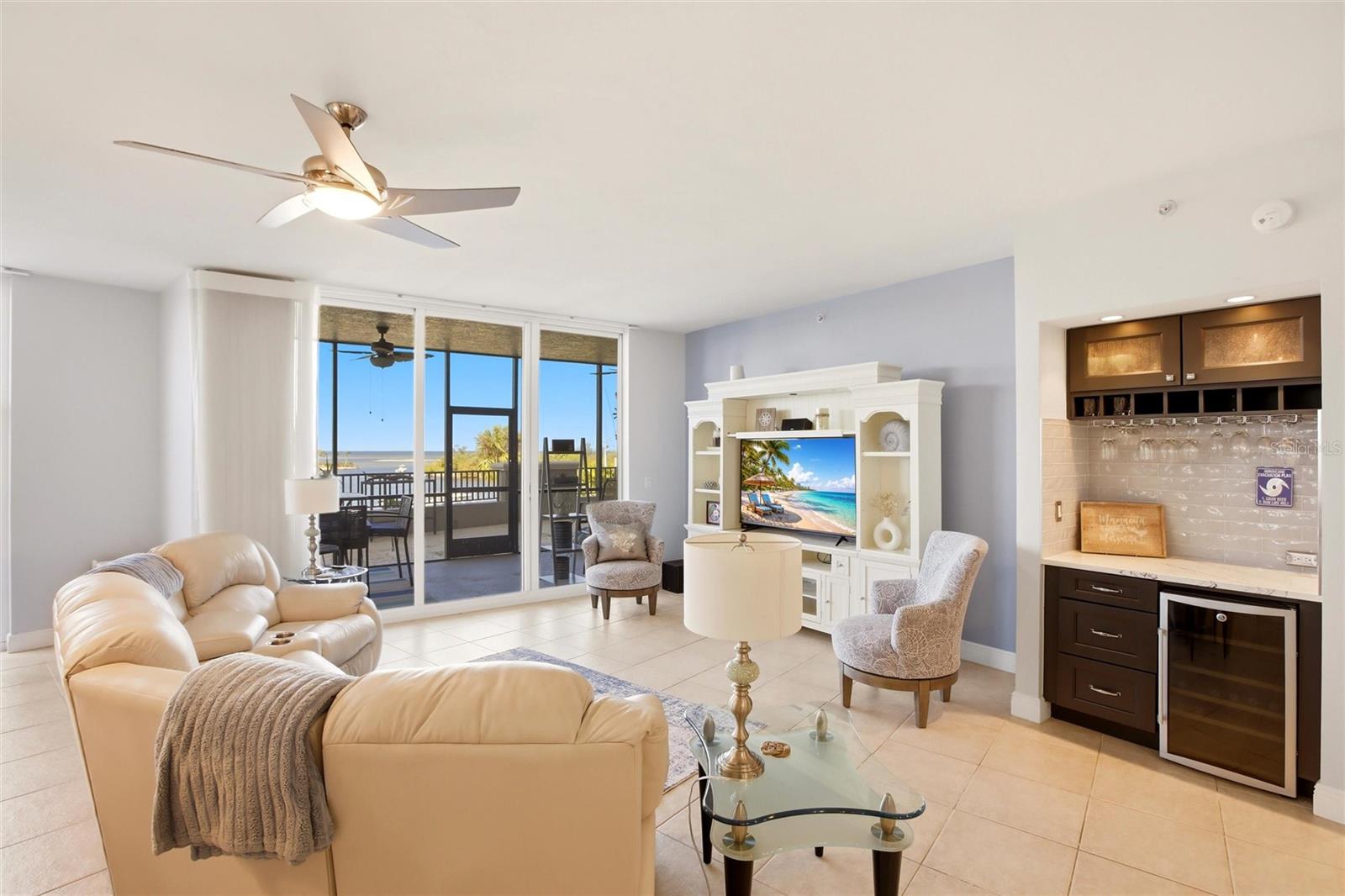 3313 SUNSET KEY CIR #105, PUNTA GORDA, FL, 33955