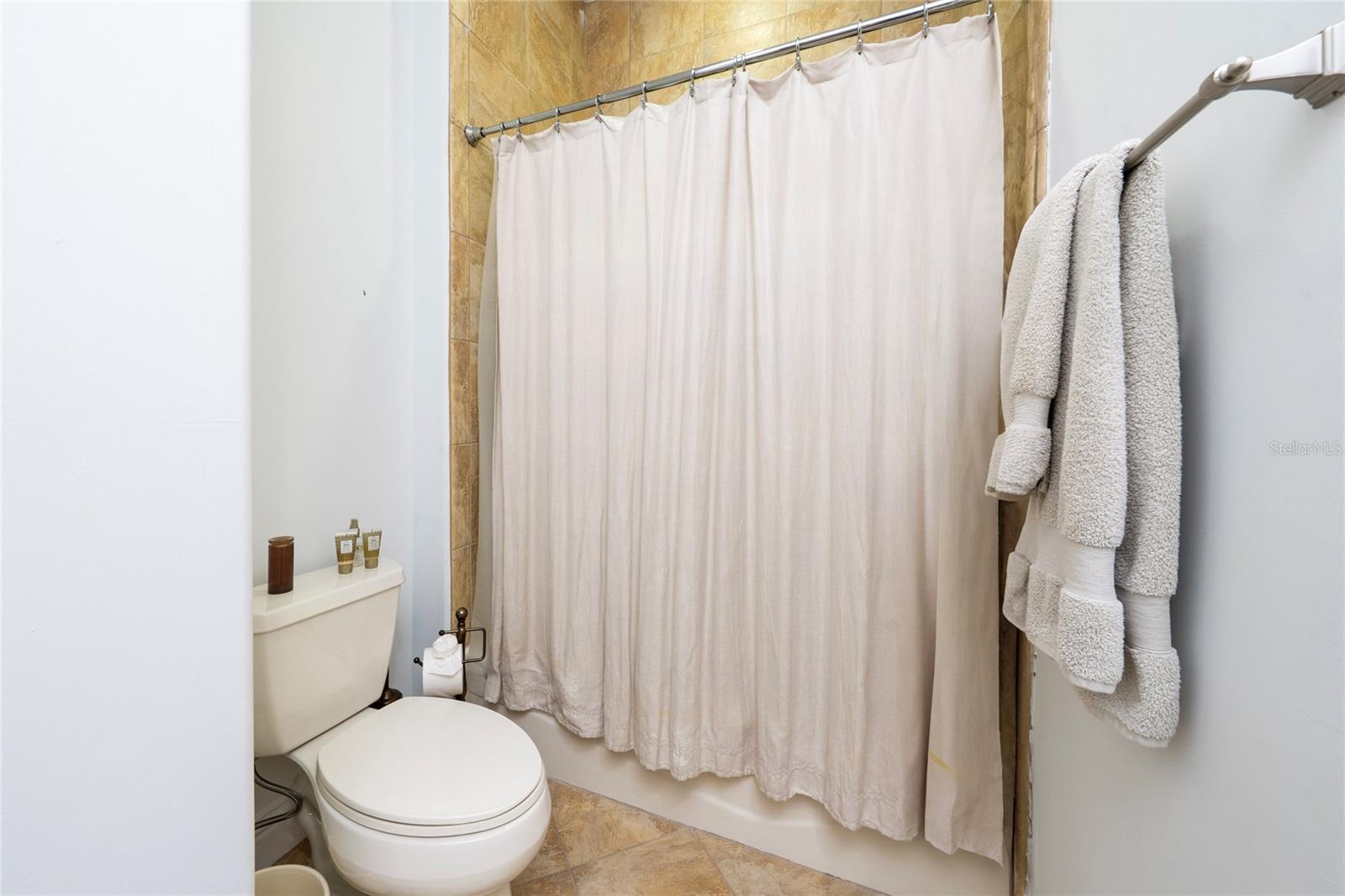 6857 VALHALLA WAY, WINDERMERE, FL, 34786