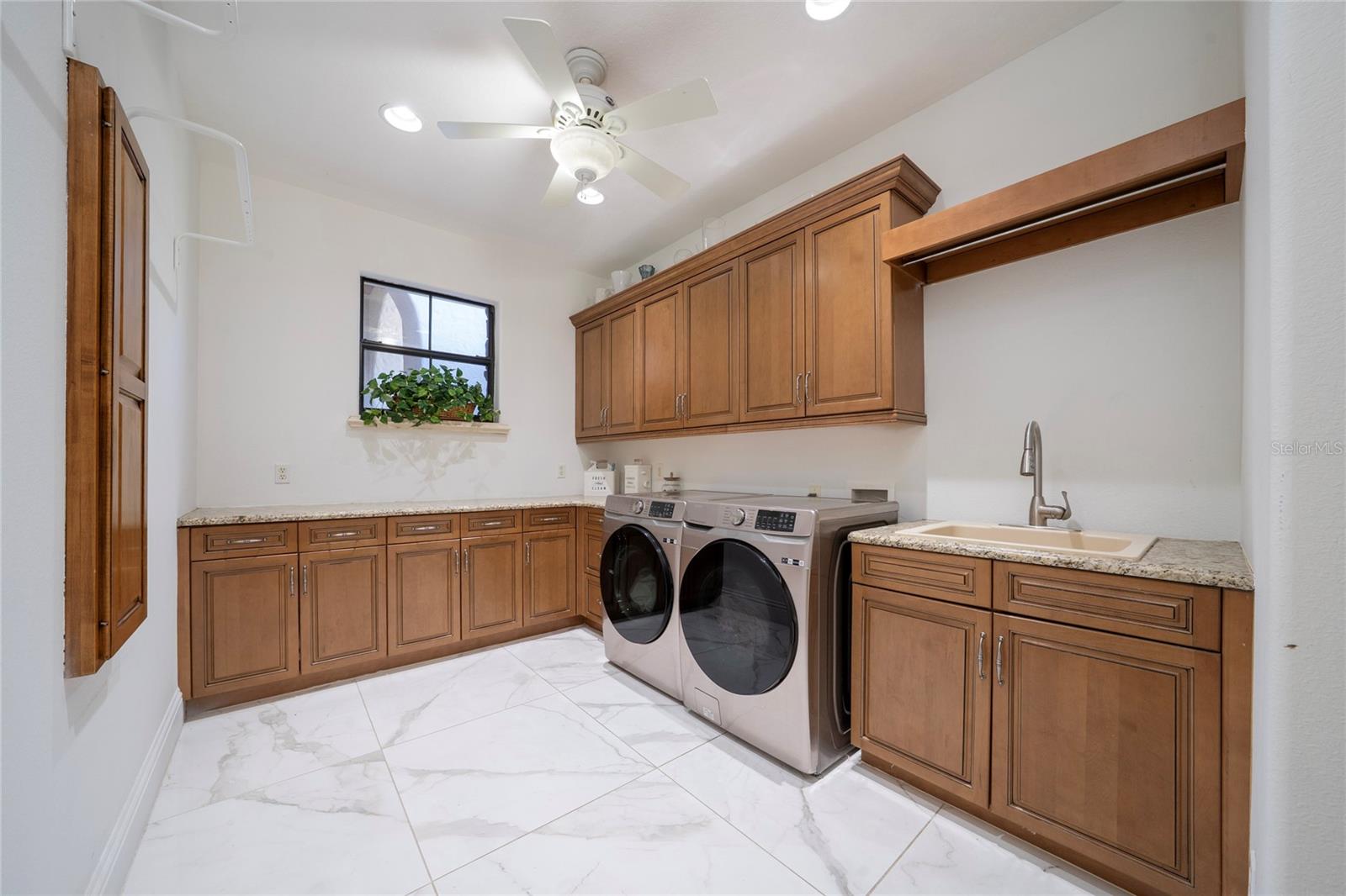 6857 VALHALLA WAY, WINDERMERE, FL, 34786