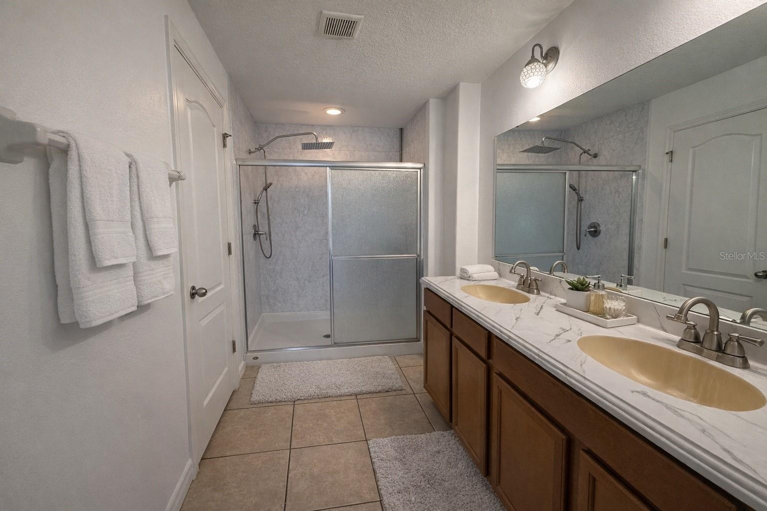 5727 RUTHERFORD RD, MOUNT DORA, FL, 32757