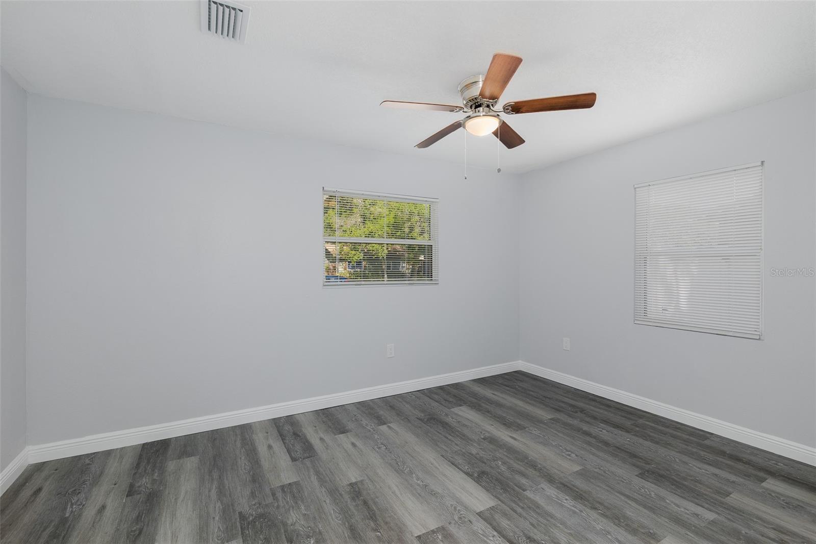 7235 15TH ST N, ST PETERSBURG, FL, 33702