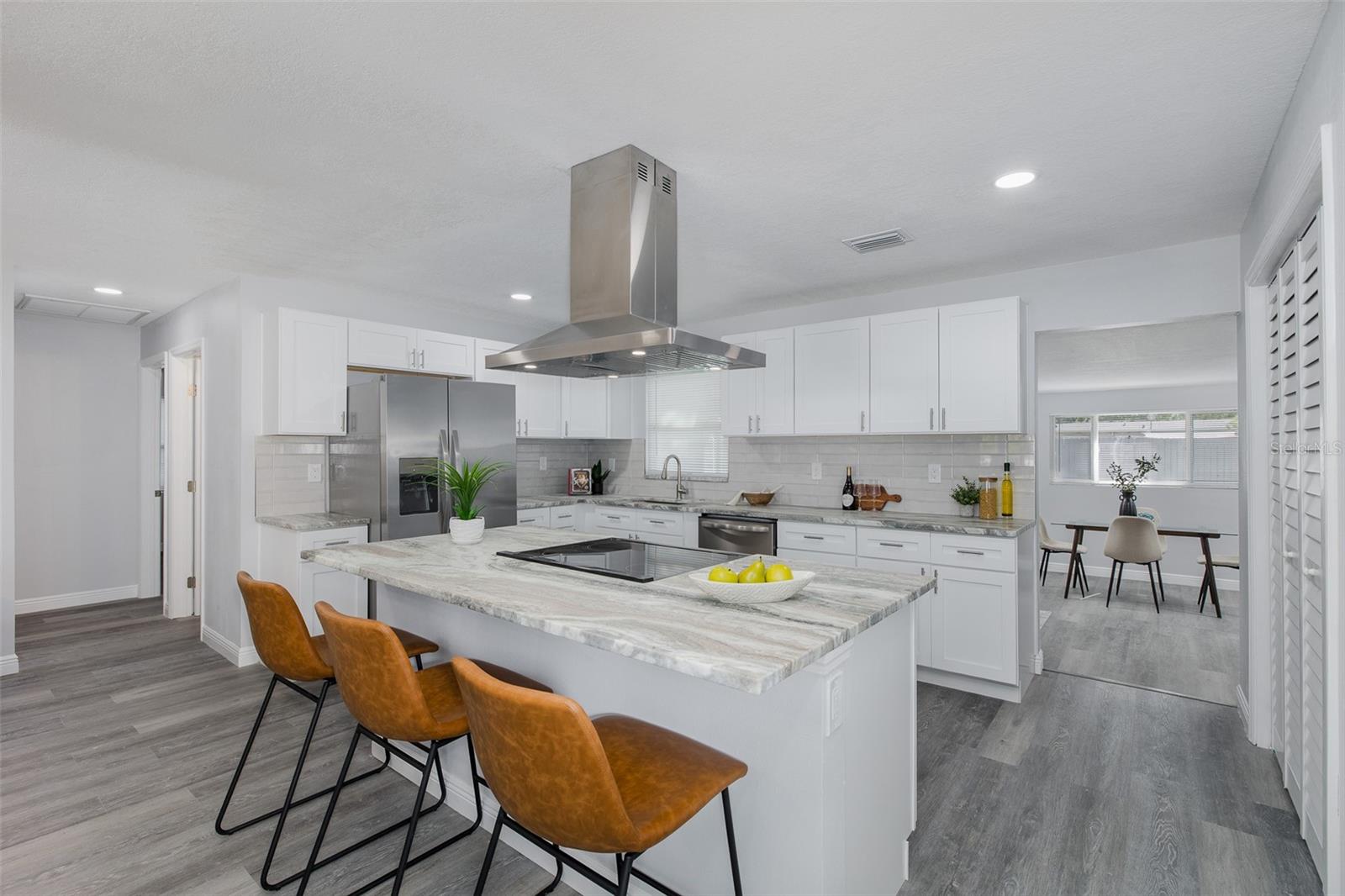 7235 15TH ST N, ST PETERSBURG, FL, 33702