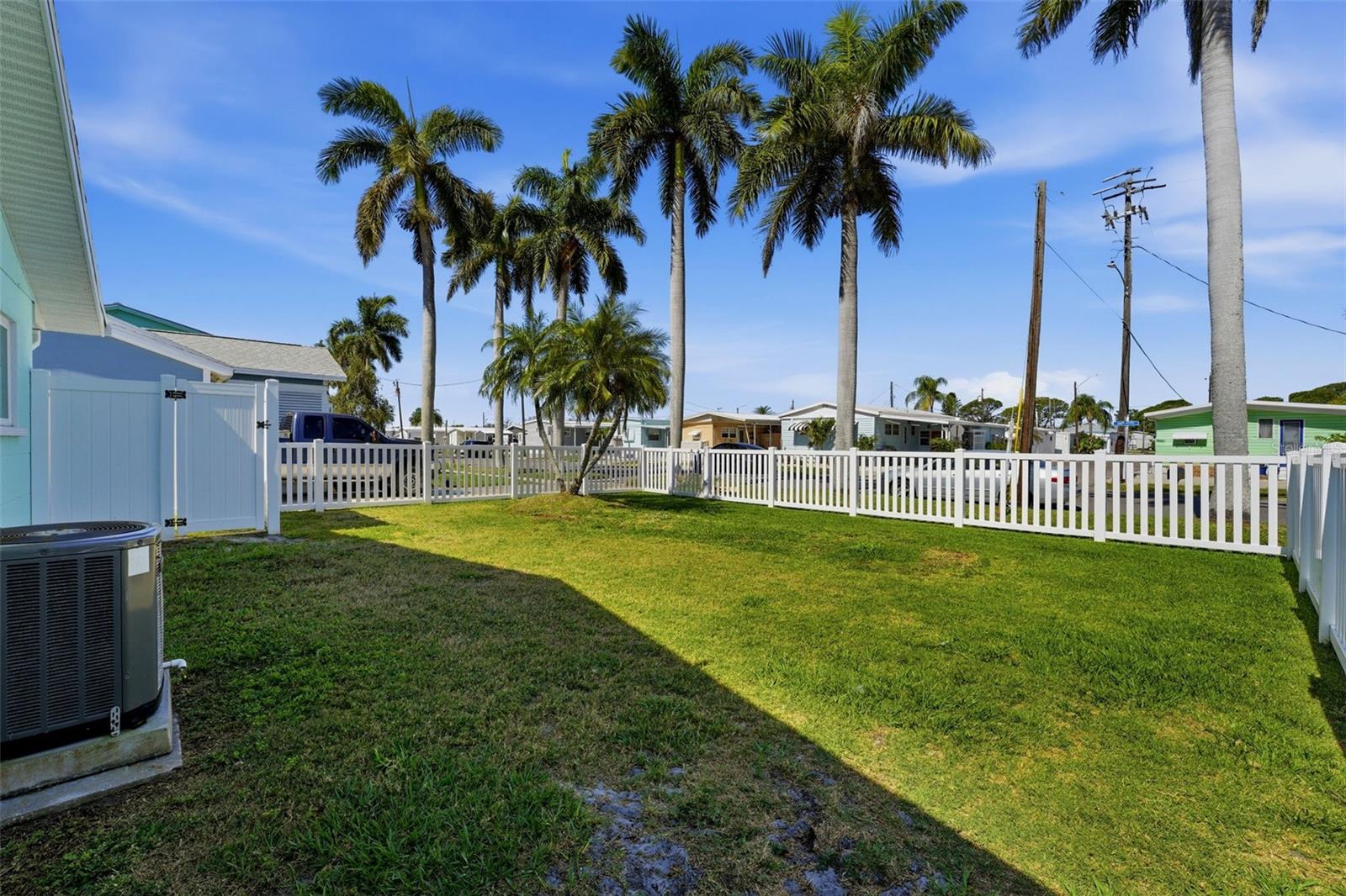 4515-4517 103RD STREET CT W, BRADENTON, FL, 34210