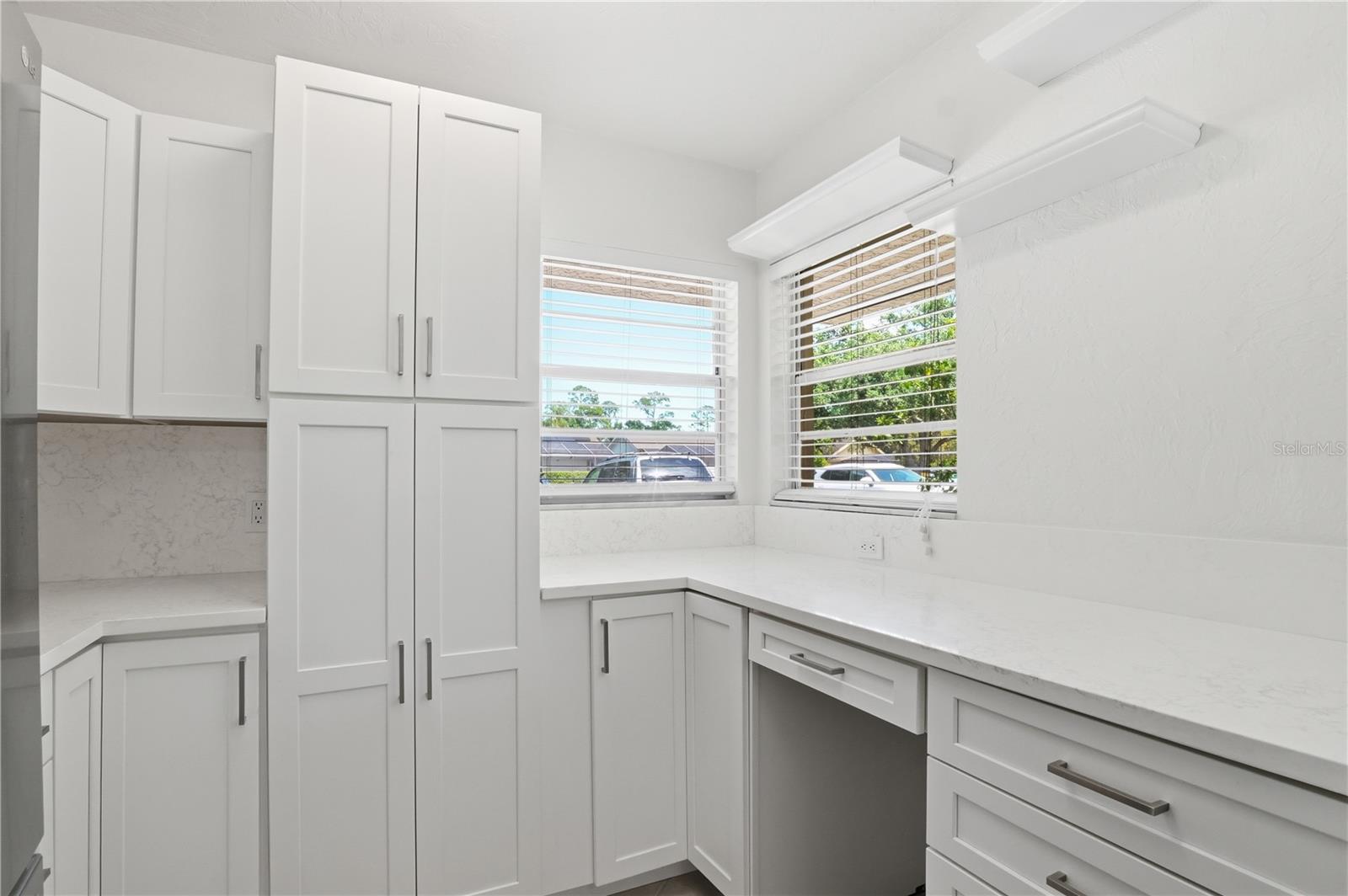 7860 PALM AIRE LN #103, SARASOTA, FL, 34243