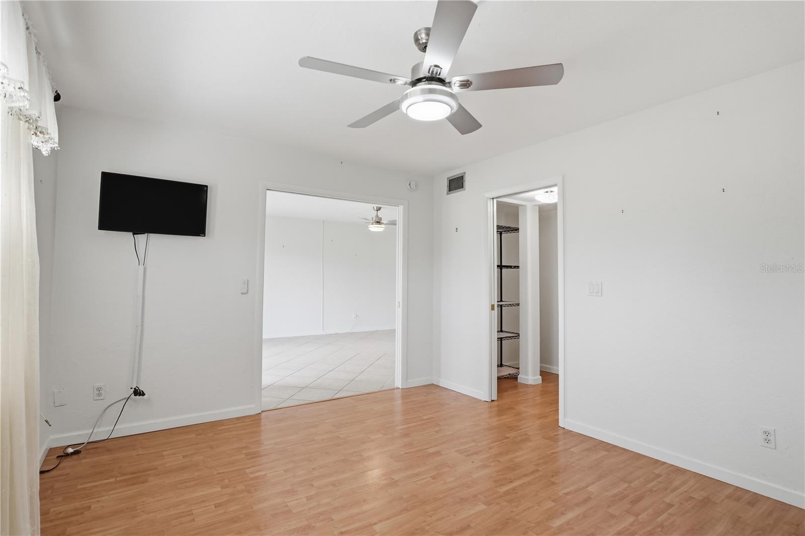 7860 PALM AIRE LN #103, SARASOTA, FL, 34243