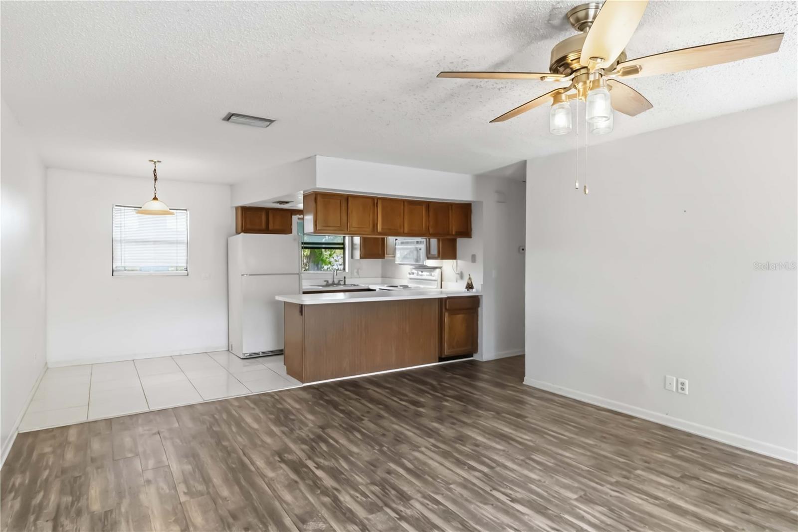 4951 91ST AVE N #33, PINELLAS PARK, FL, 33782