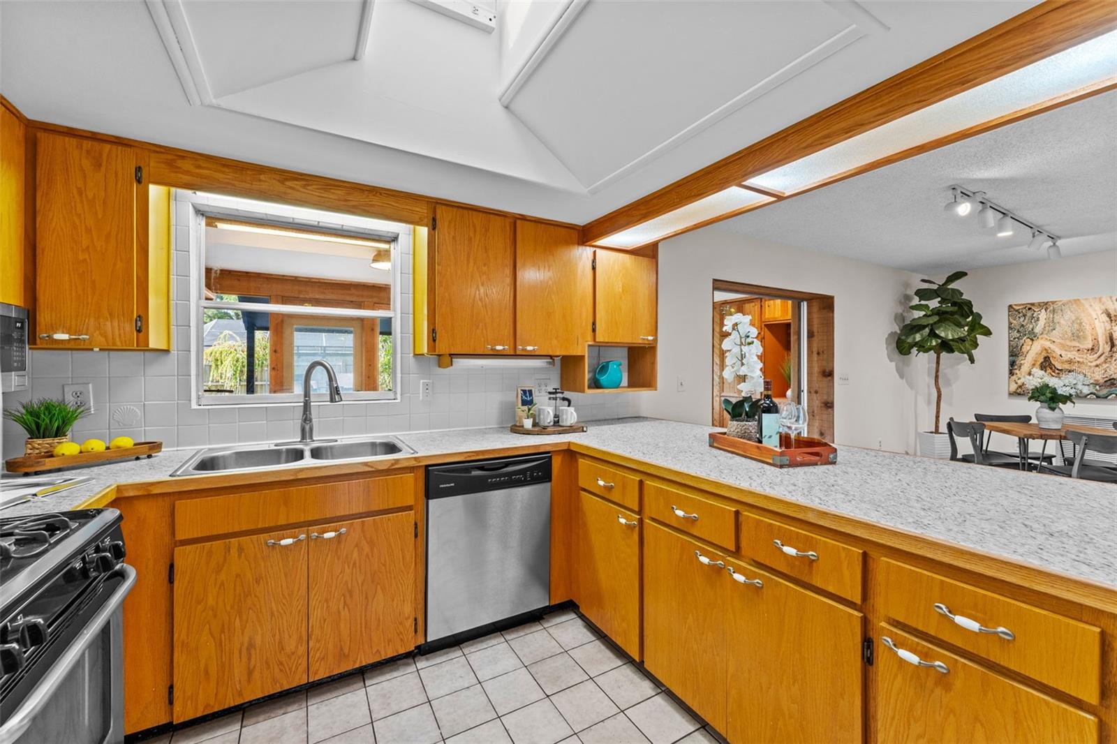 1502 HAVEN BND, TAMPA, FL, 33613