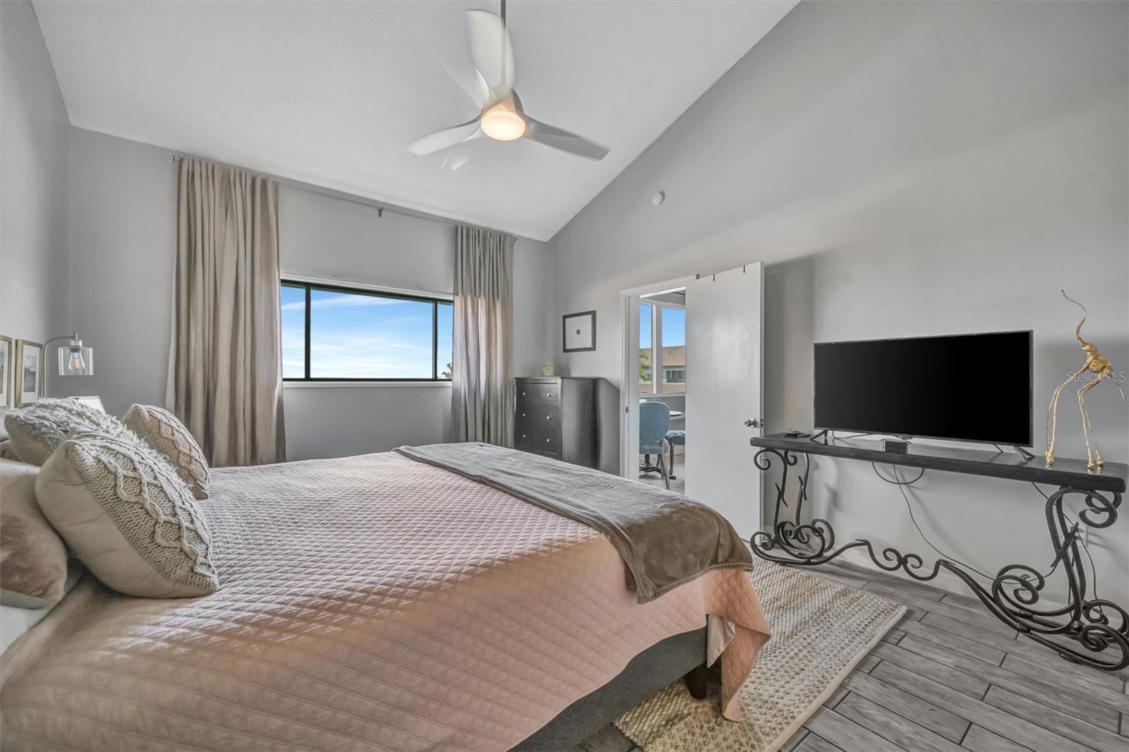 THE WATERWAY PH II, BRADENTON, FL, 34210