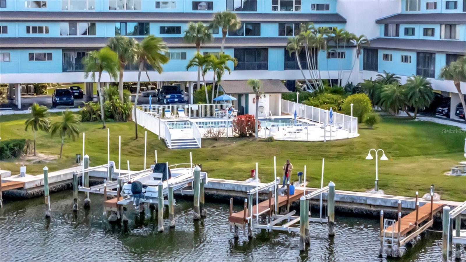 THE WATERWAY PH II, BRADENTON, FL, 34210
