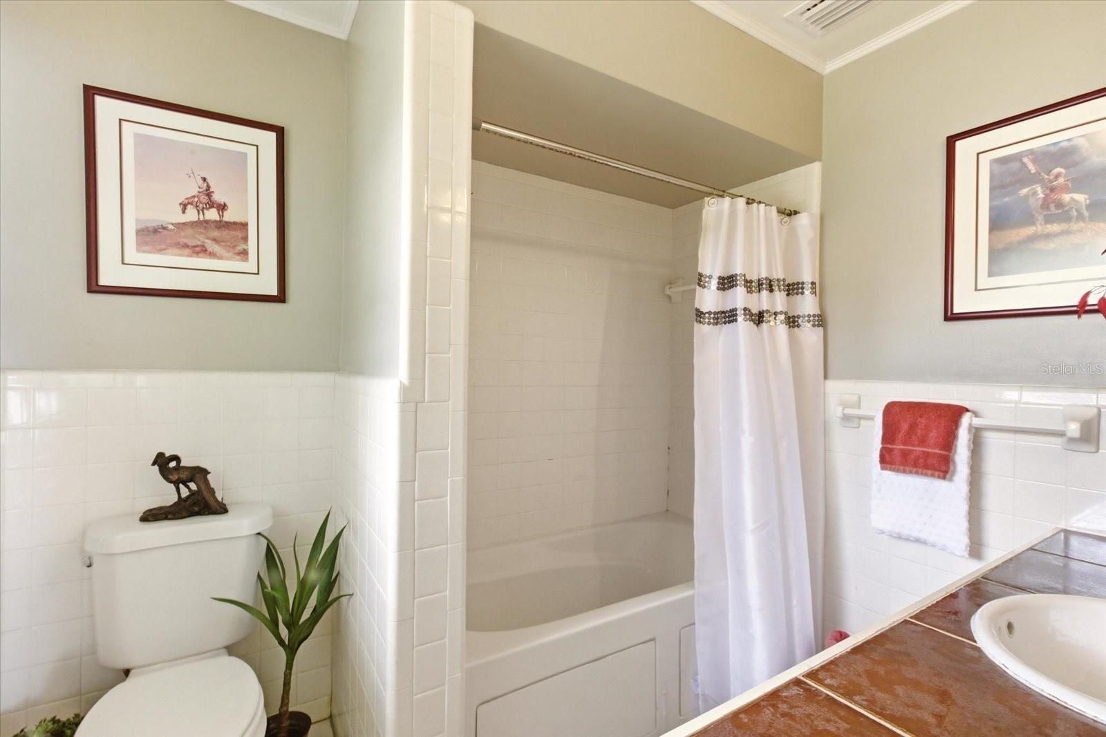 4910 E LAKE DR, WINTER SPRINGS, FL, 32708