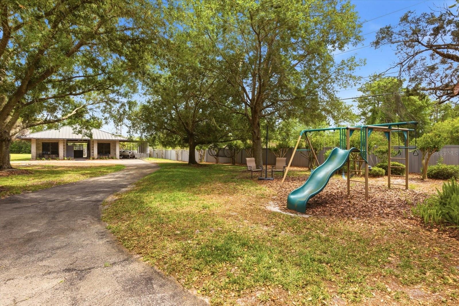 4910 E LAKE DR, WINTER SPRINGS, FL, 32708