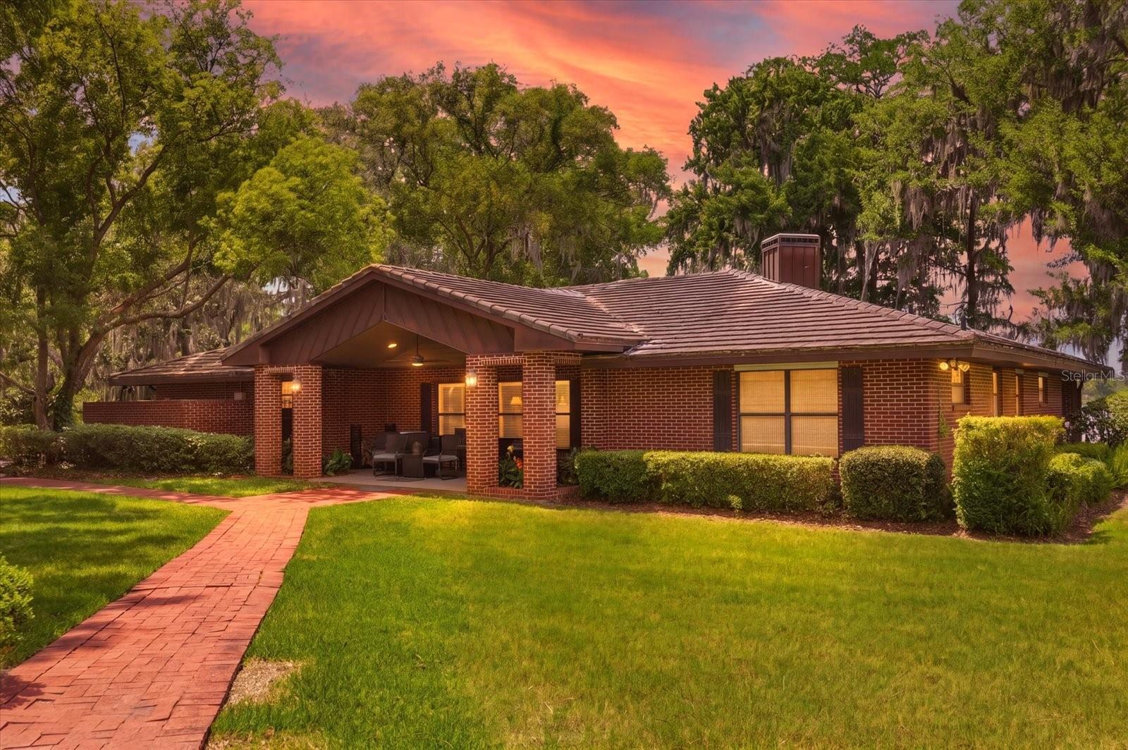 4910 E LAKE DR, WINTER SPRINGS, FL, 32708