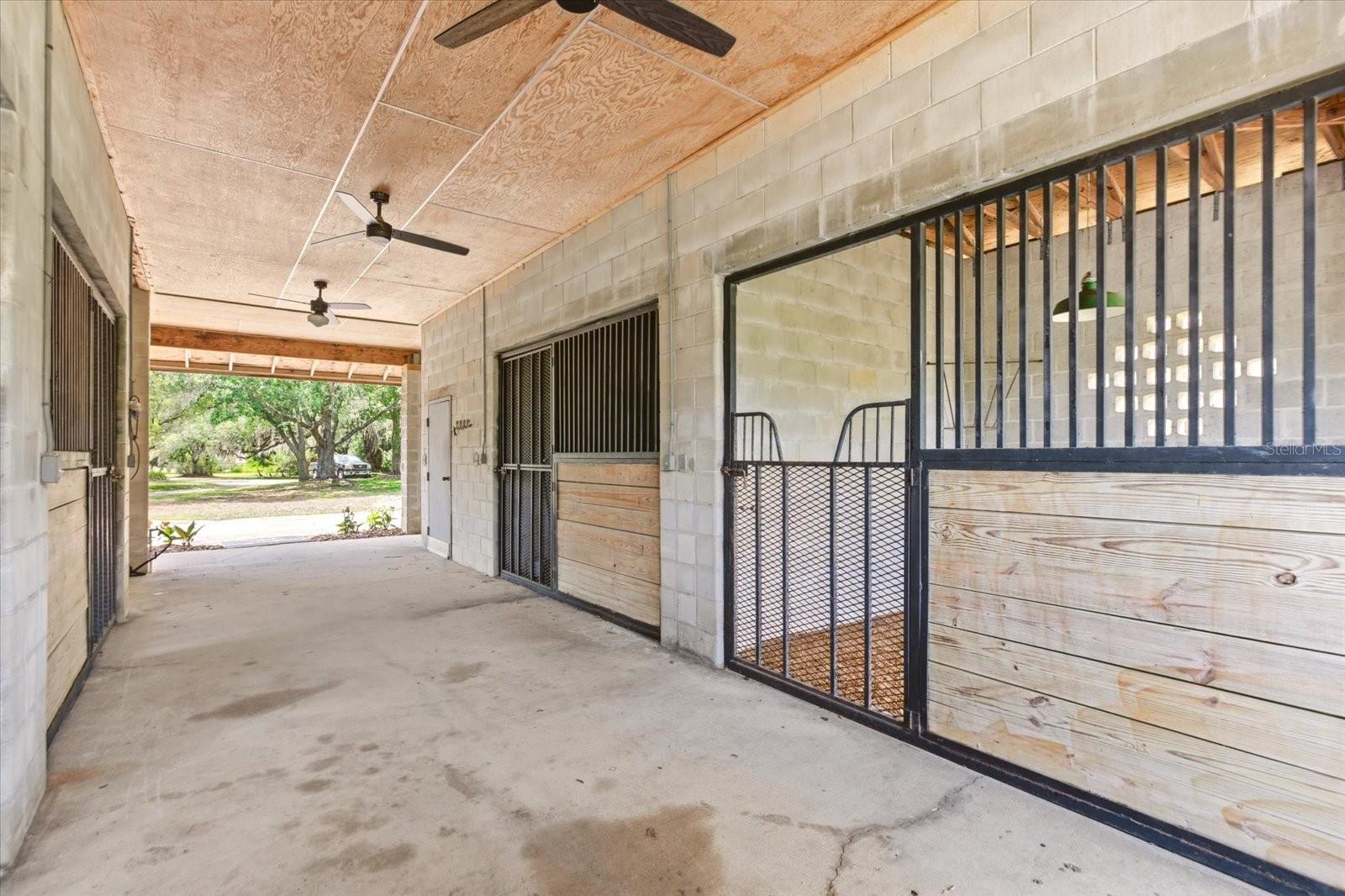 4910 E LAKE DR, WINTER SPRINGS, FL, 32708