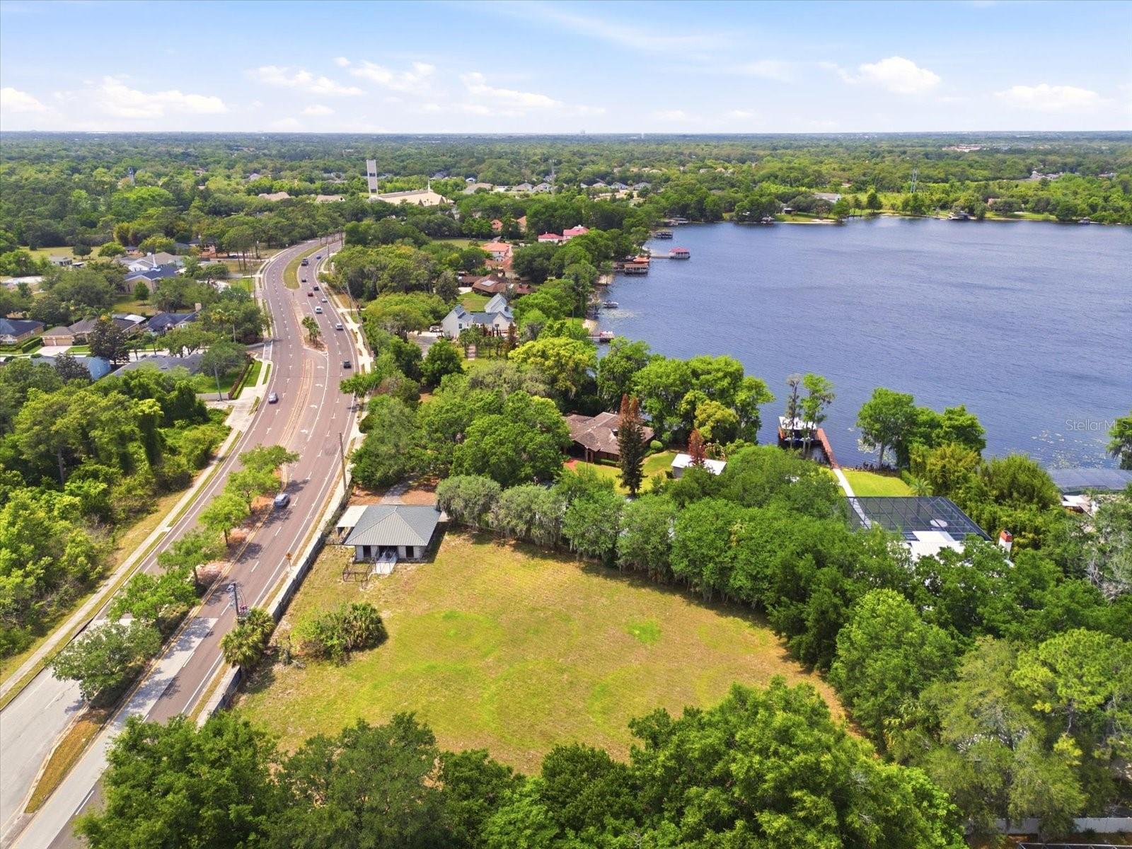4910 E LAKE DR, WINTER SPRINGS, FL, 32708