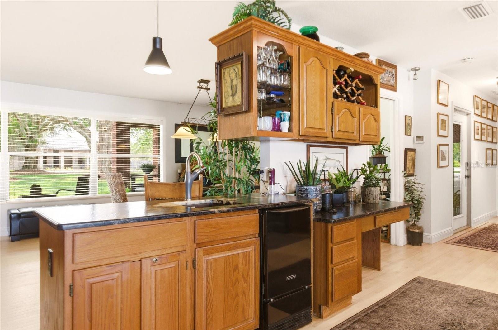 4910 E LAKE DR, WINTER SPRINGS, FL, 32708