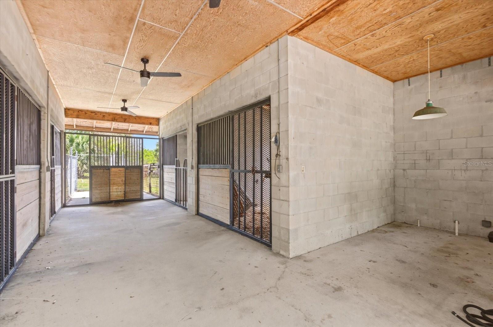4910 E LAKE DR, WINTER SPRINGS, FL, 32708