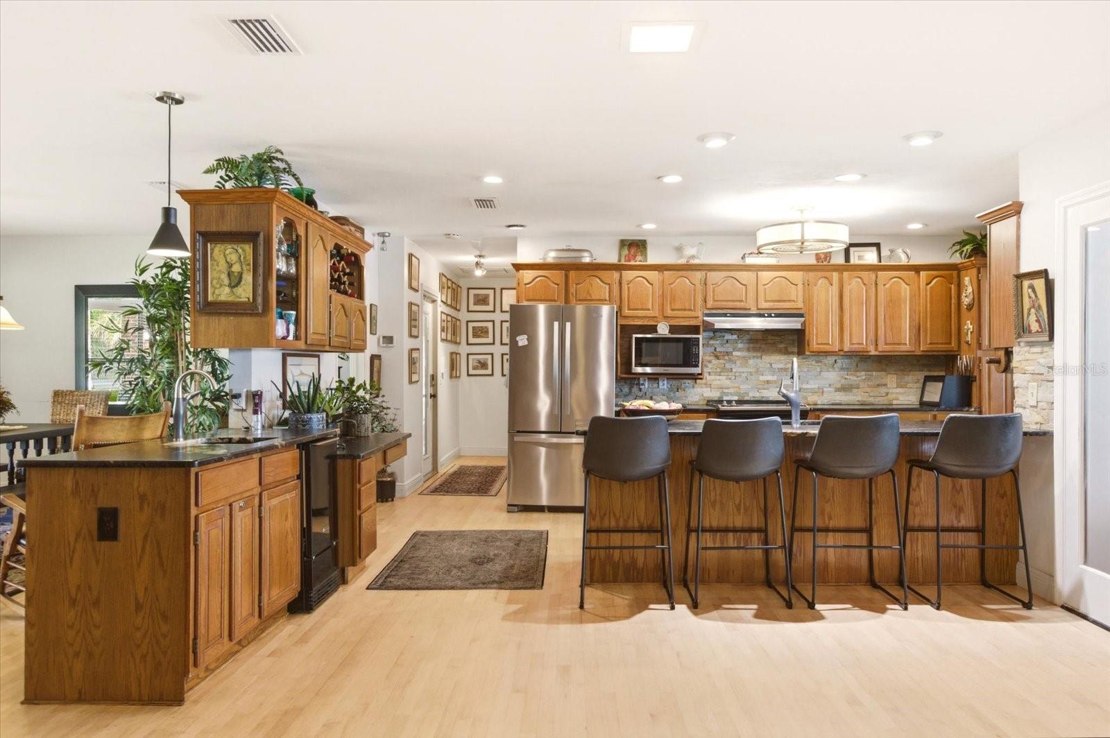 4910 E LAKE DR, WINTER SPRINGS, FL, 32708