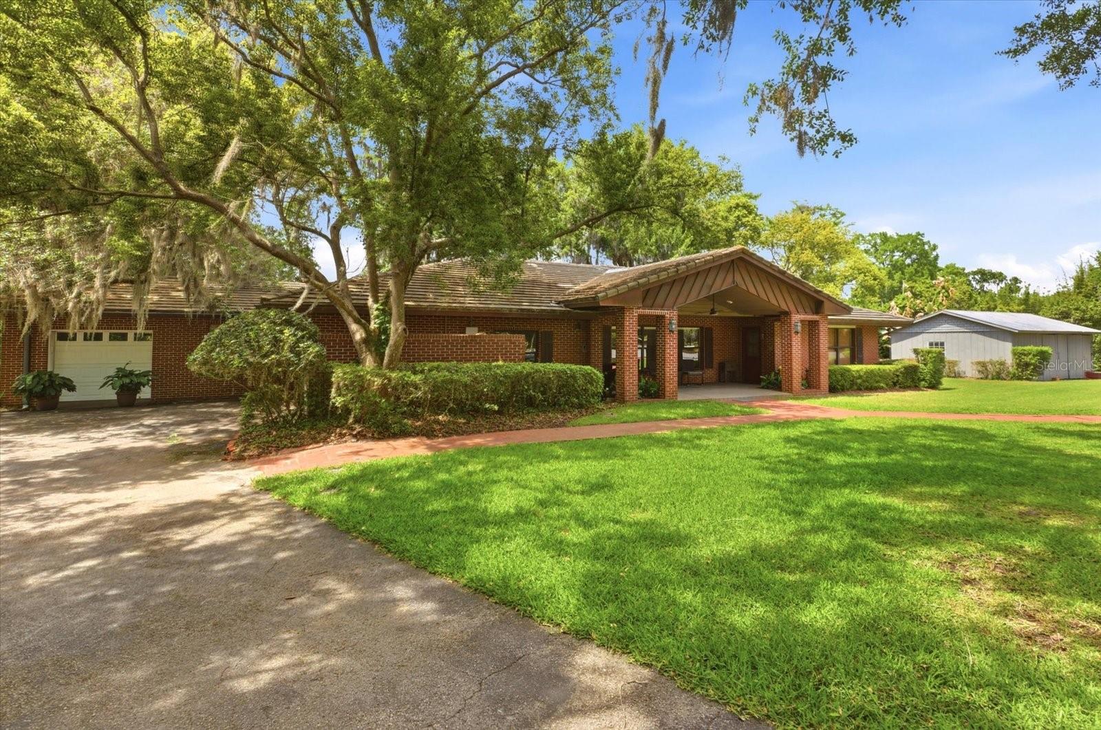4910 E LAKE DR, WINTER SPRINGS, FL, 32708