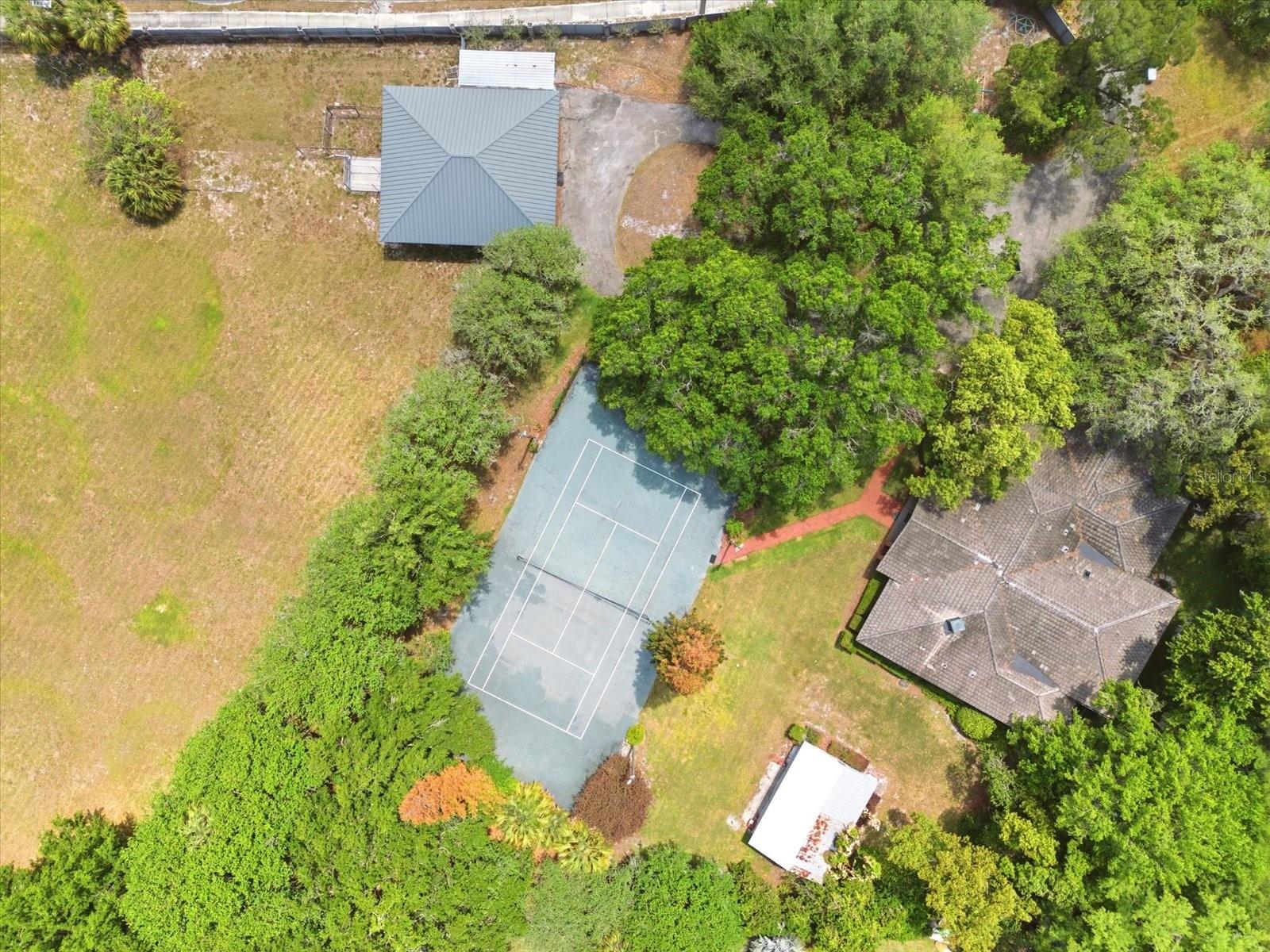 4910 E LAKE DR, WINTER SPRINGS, FL, 32708