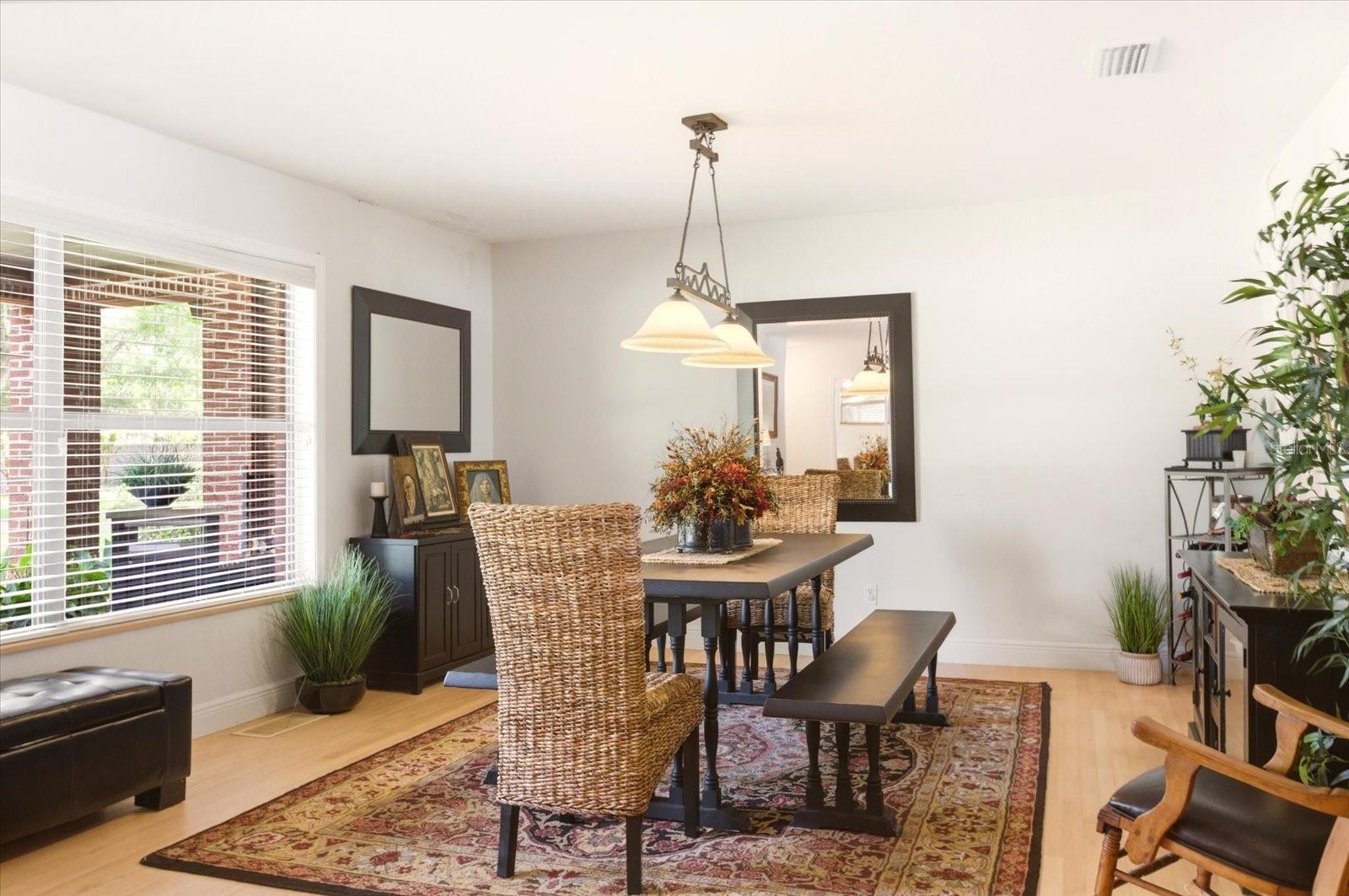 4910 E LAKE DR, WINTER SPRINGS, FL, 32708