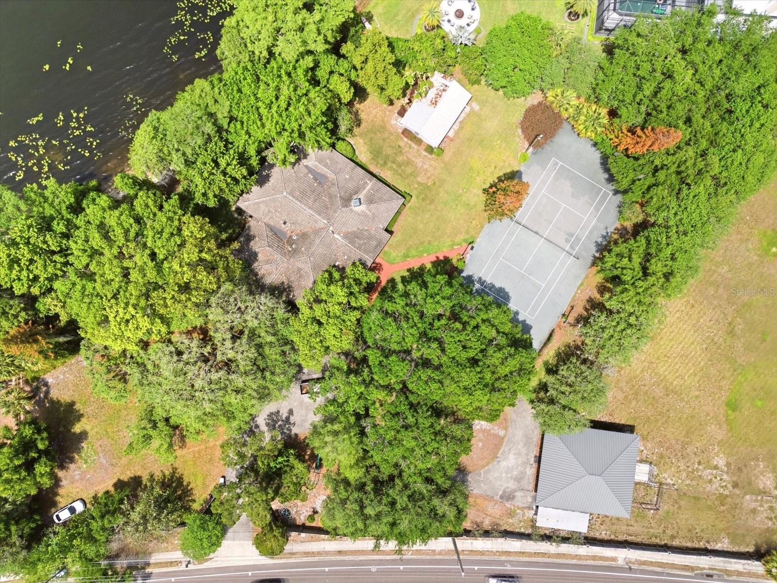 4910 E LAKE DR, WINTER SPRINGS, FL, 32708