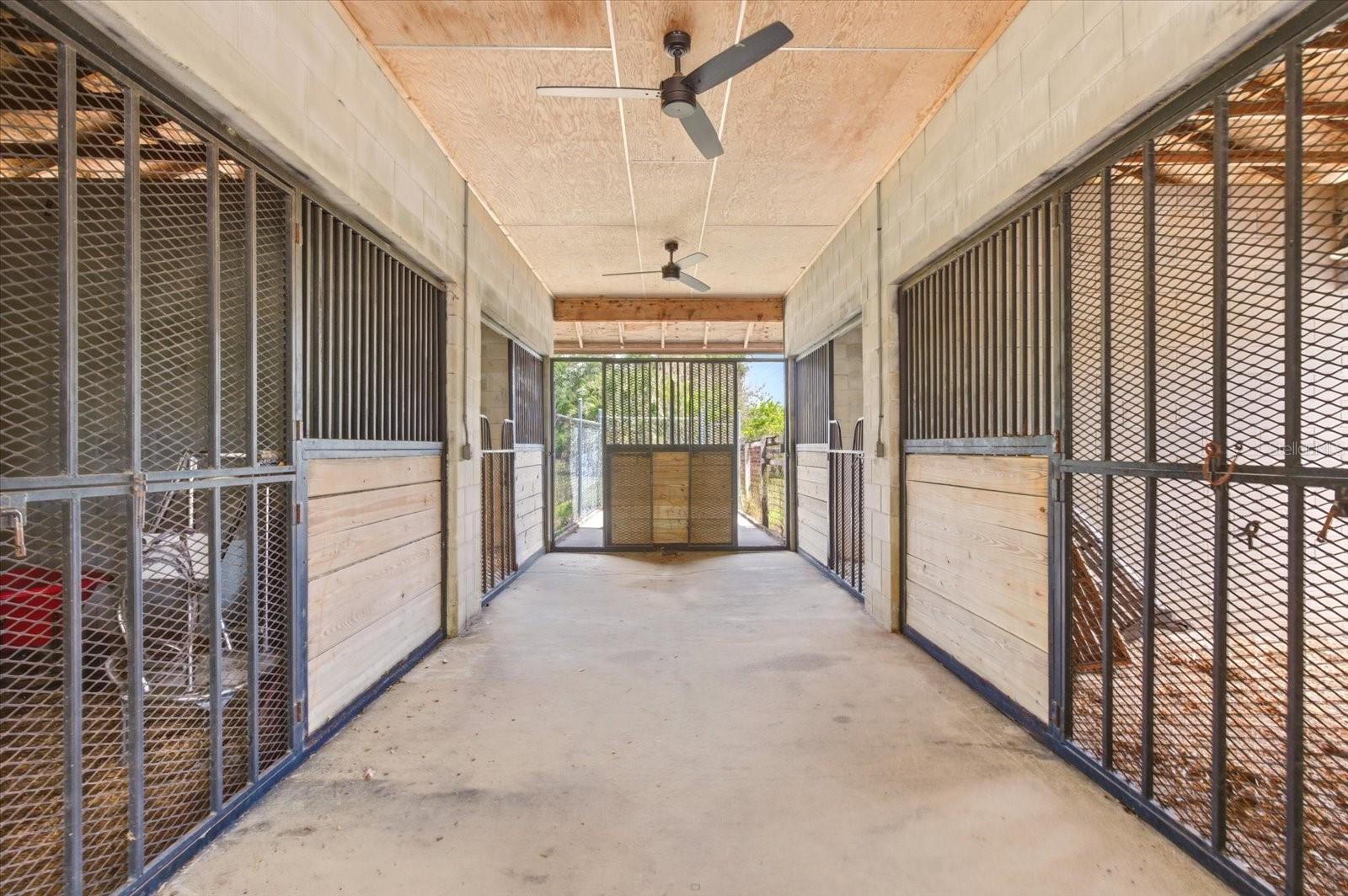 4910 E LAKE DR, WINTER SPRINGS, FL, 32708