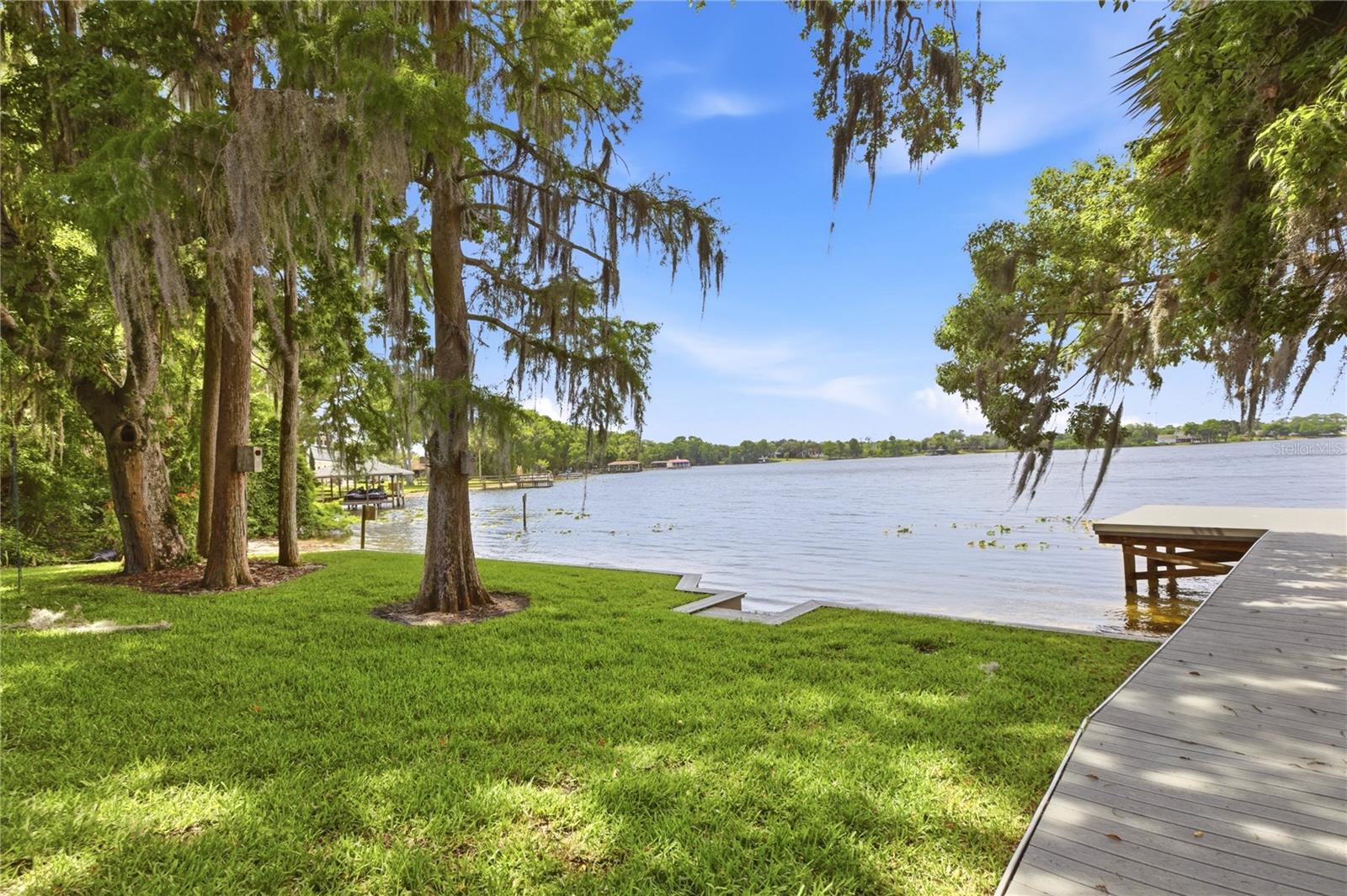 4910 E LAKE DR, WINTER SPRINGS, FL, 32708