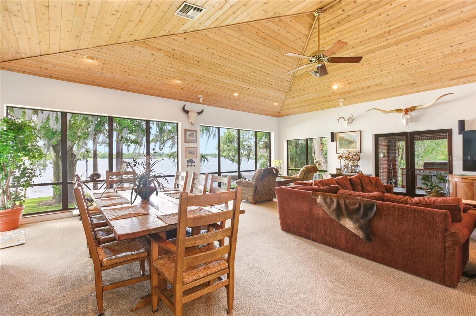 4910 E LAKE DR, WINTER SPRINGS, FL, 32708