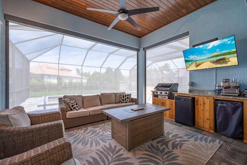 14908 BASSINGER LN, LITHIA, FL, 33547