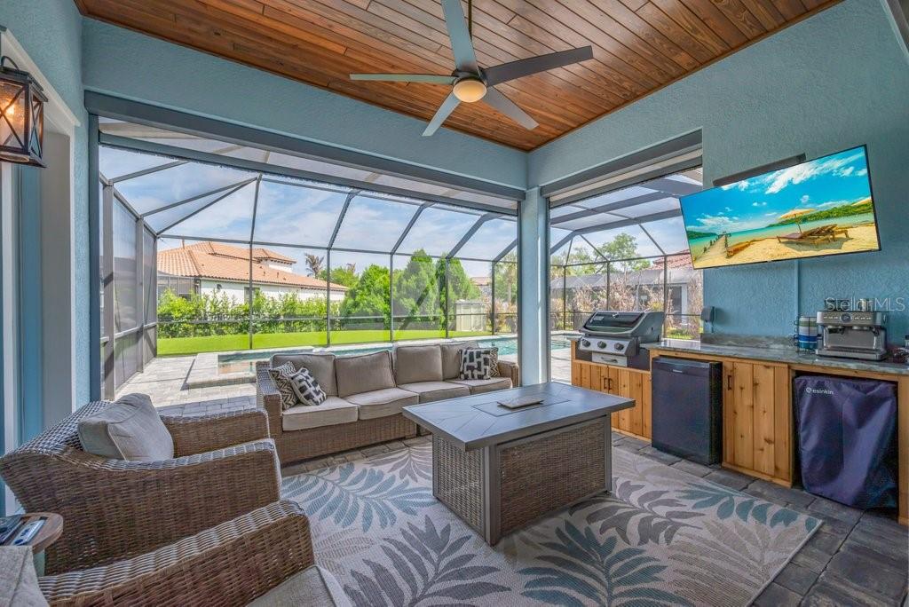 14908 BASSINGER LN, LITHIA, FL, 33547