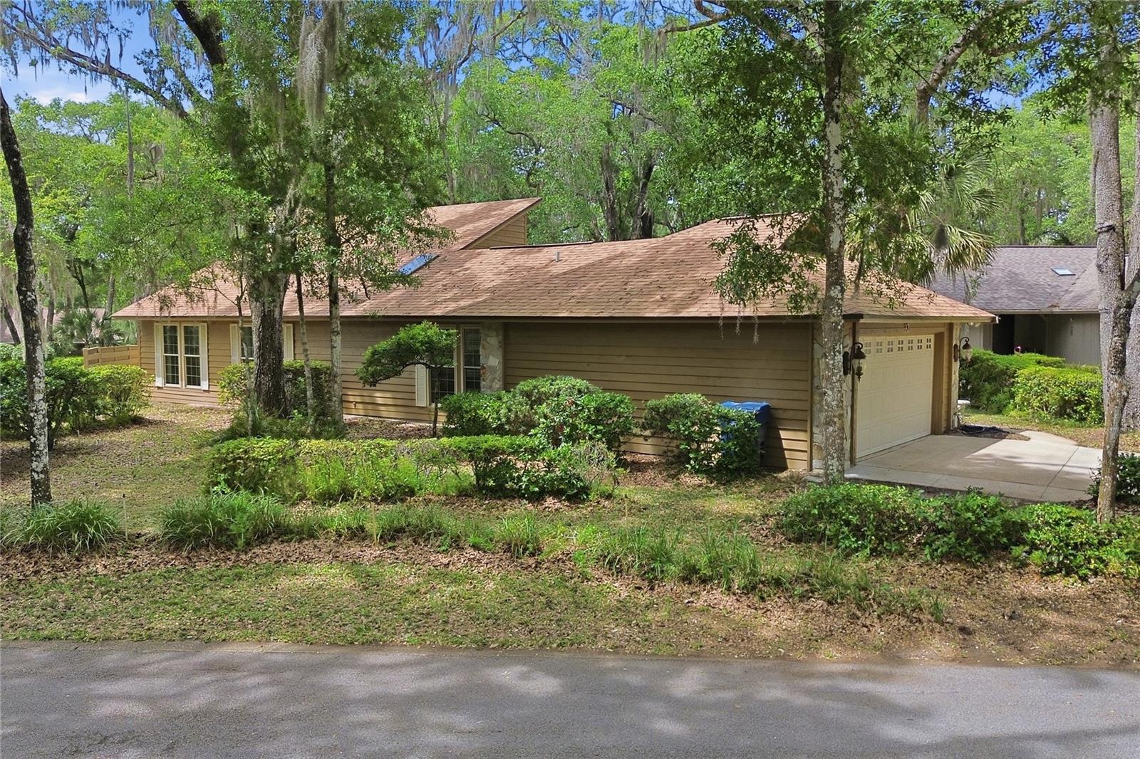 32 RAMBLEWOOD TRL, DELAND, FL, 32724