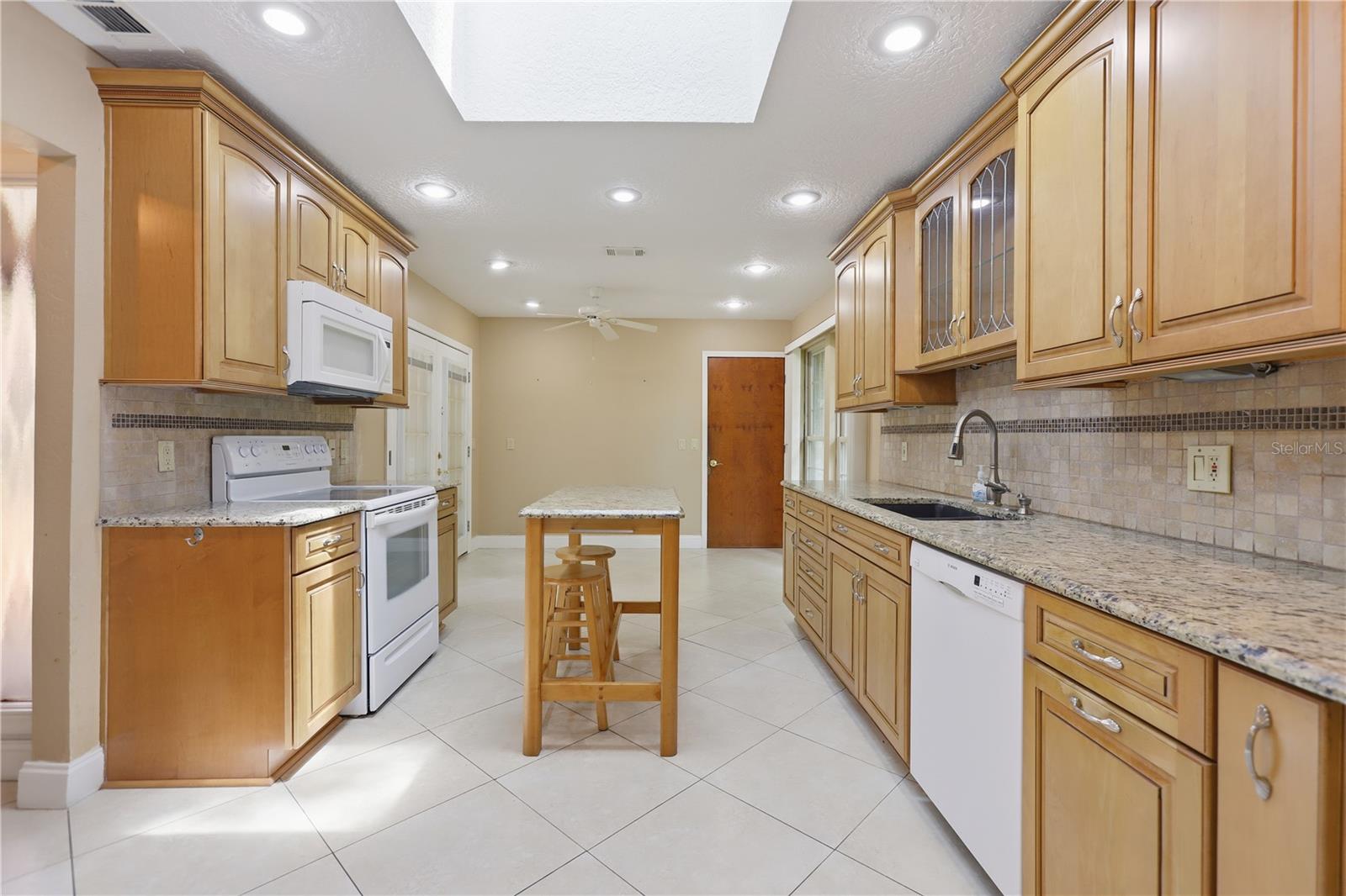 32 RAMBLEWOOD TRL, DELAND, FL, 32724