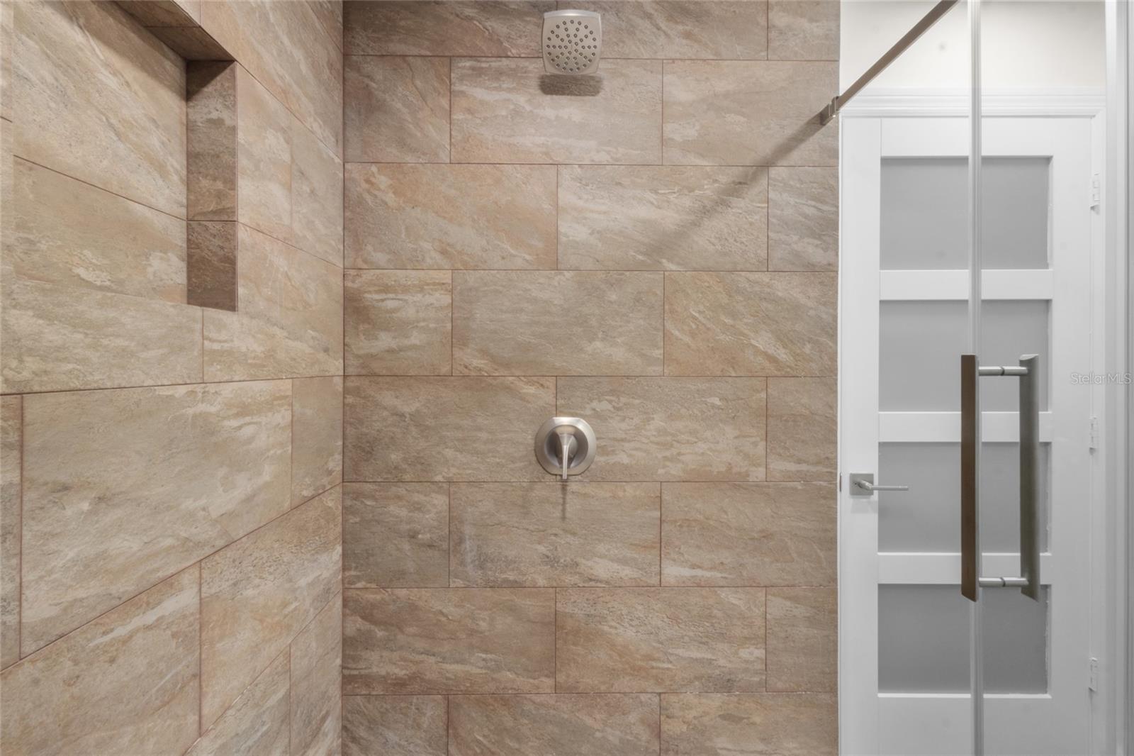 615 DREAM ISLAND PL #105, LONGBOAT KEY, FL, 34228