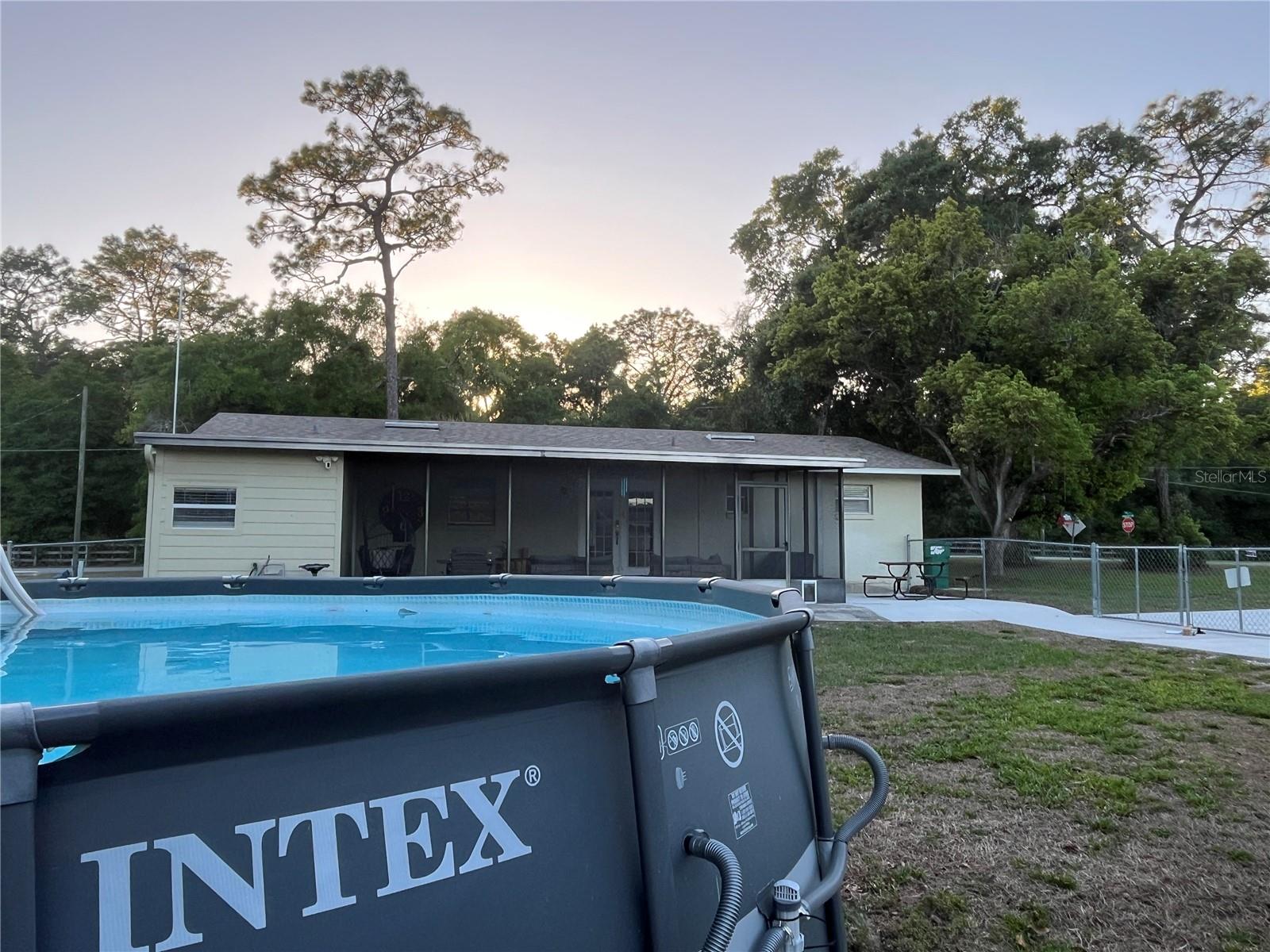 407 POINSETTIA AVE, FRUITLAND PARK, FL, 34731