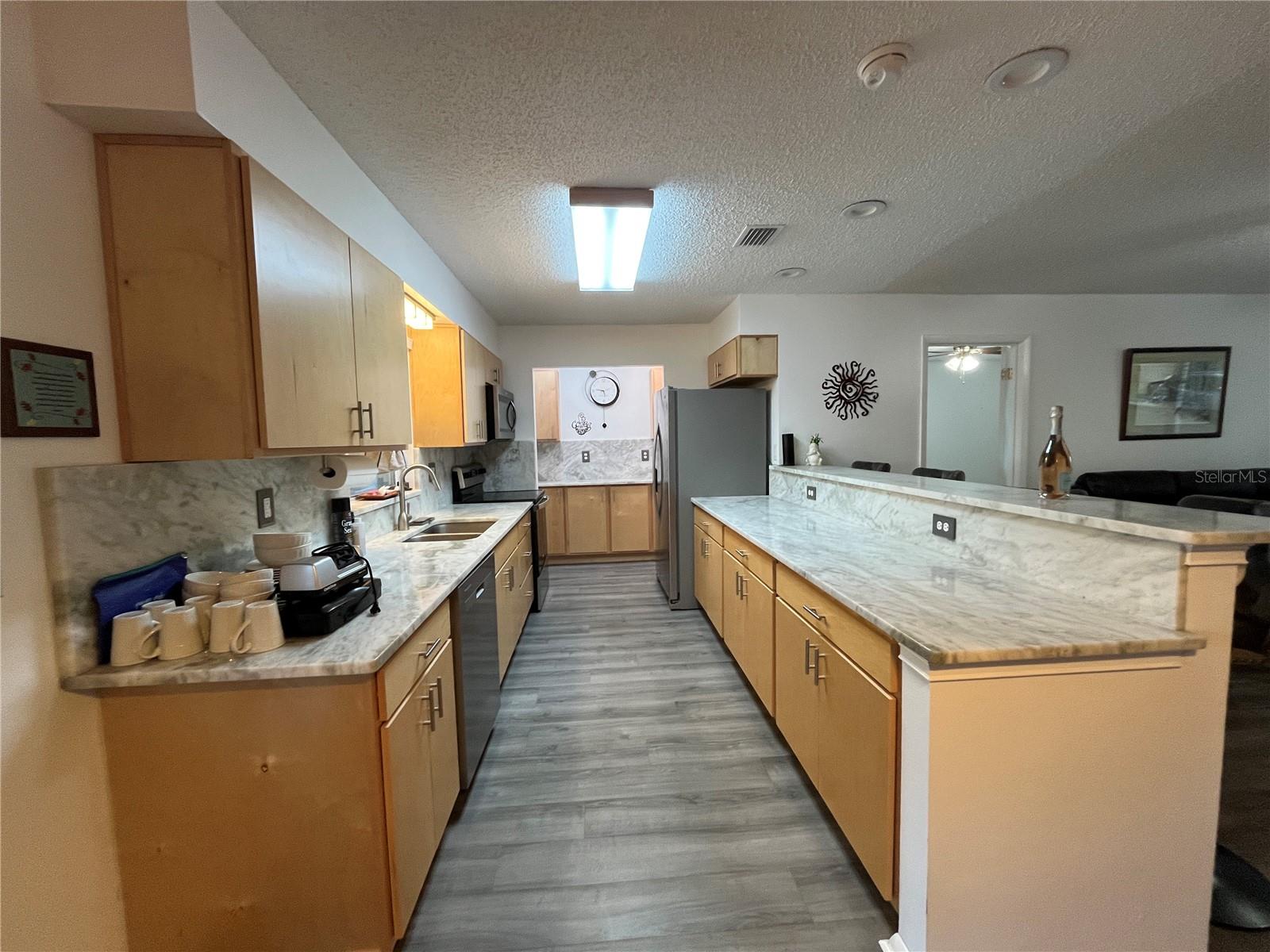 407 POINSETTIA AVE, FRUITLAND PARK, FL, 34731