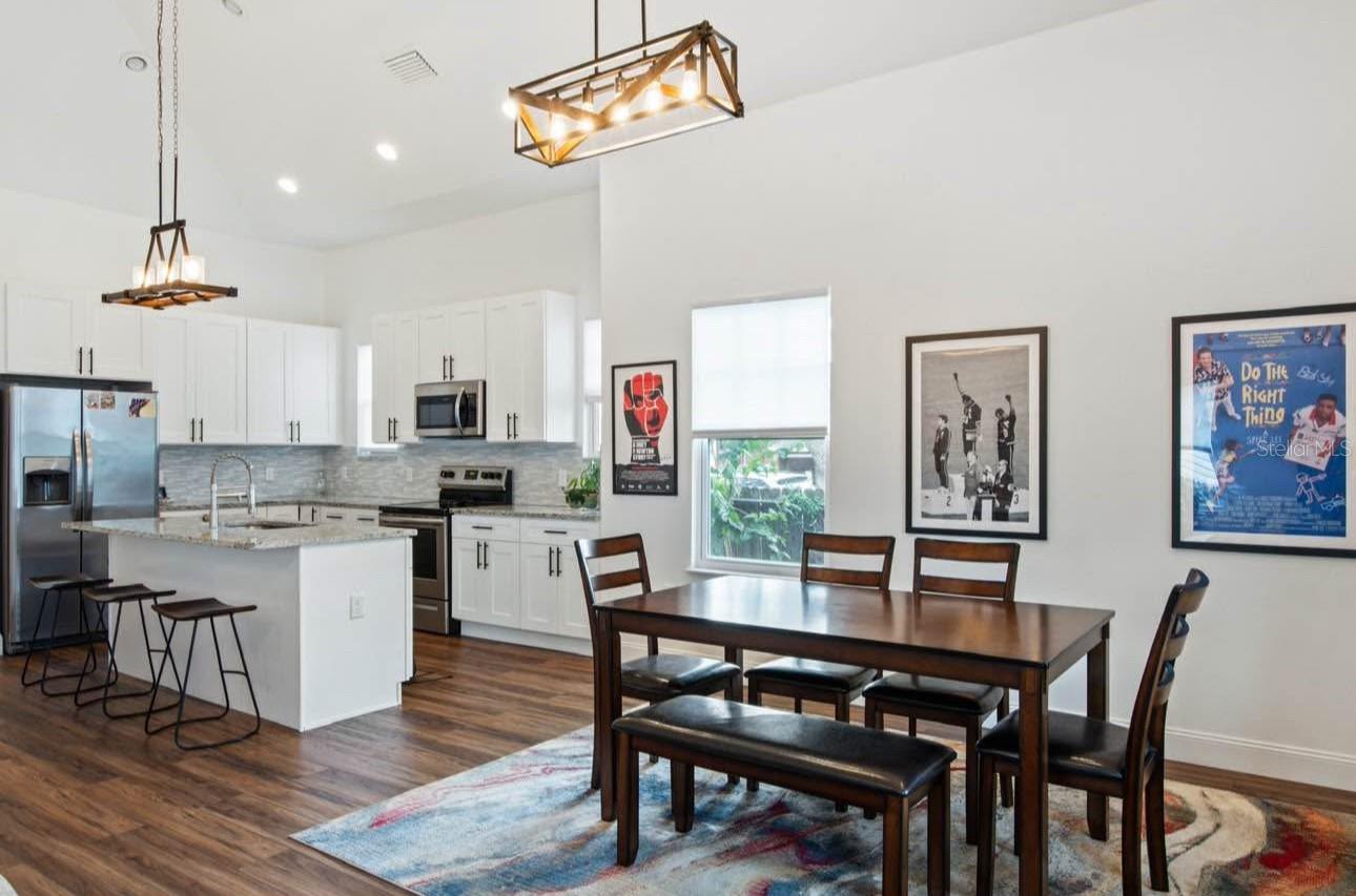 2330 W SAINT LOUIS ST, TAMPA, FL, 33607