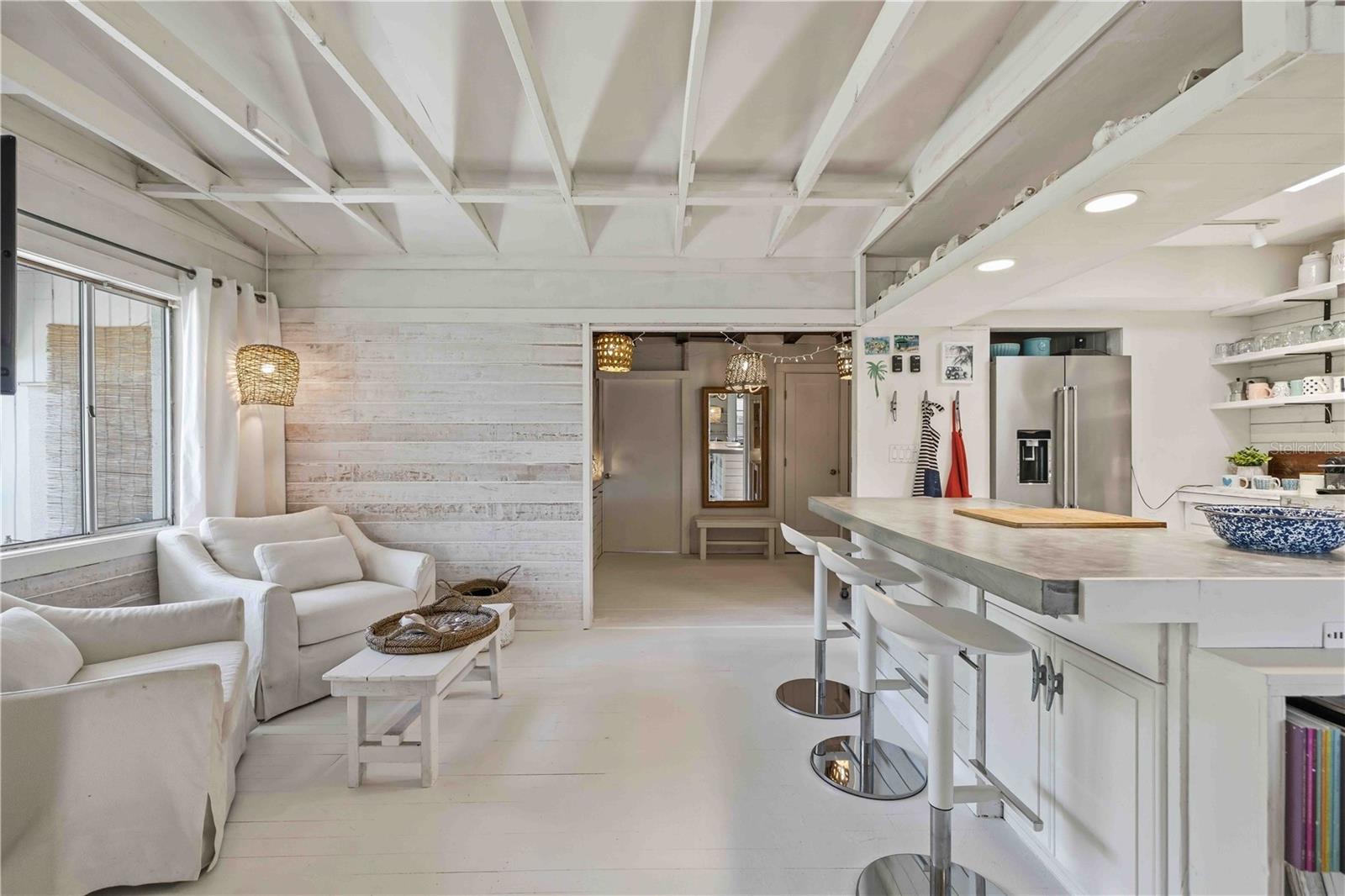 624 BAYSHORE RD, NOKOMIS, FL, 34275